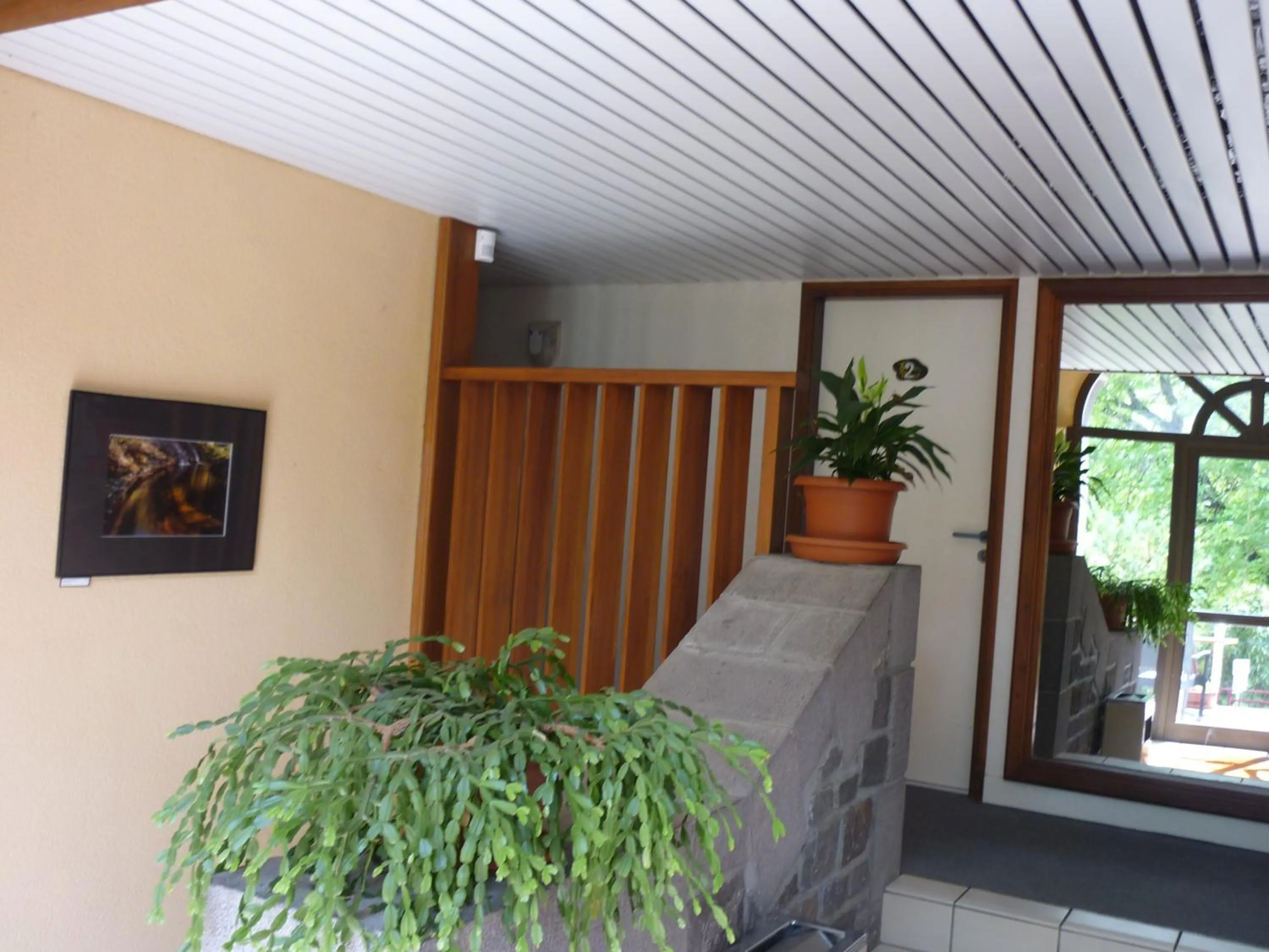 Facade/entrance in Auberge de l'Aspre