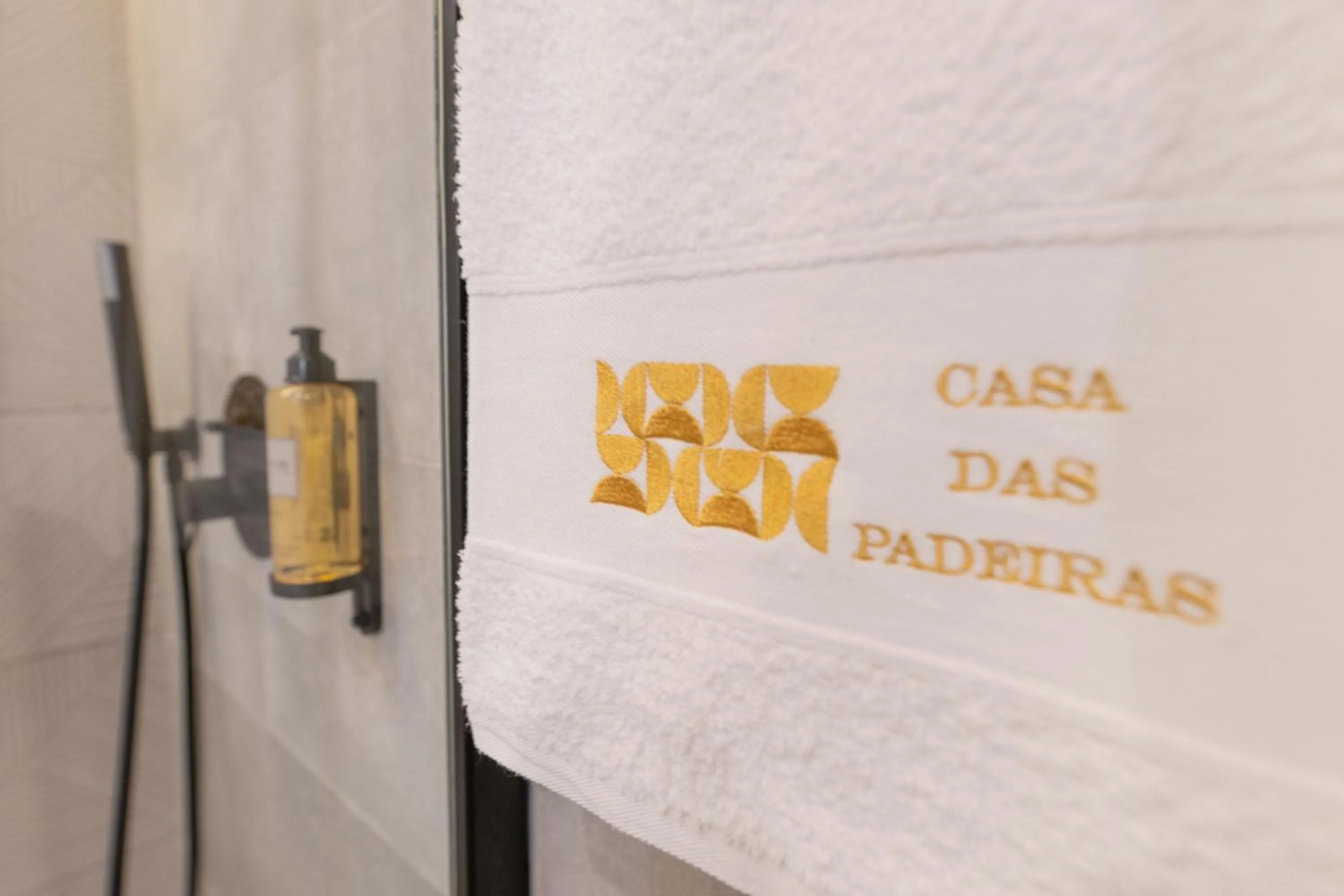 Logo/Certificate/Sign in Favaios Aldeia Resort - Casa das Padeiras