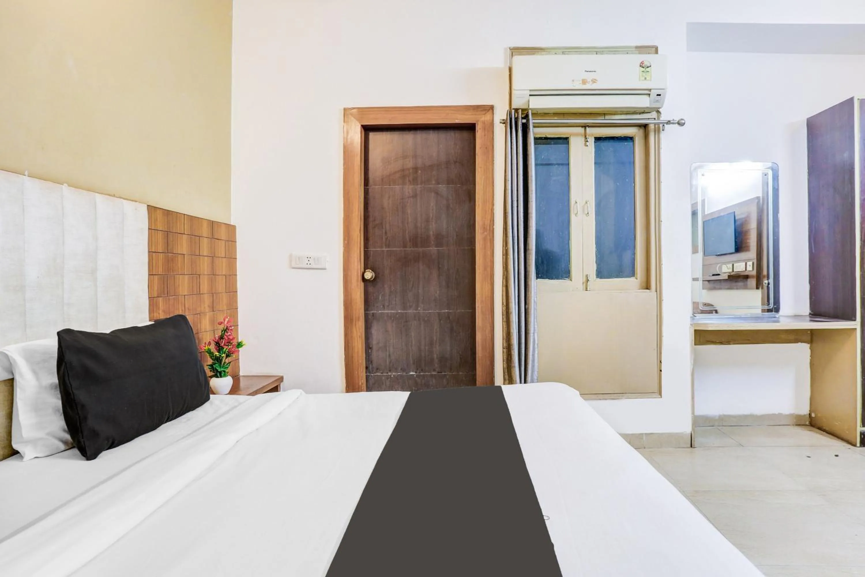 Bedroom, Bed in Collection O Harmony Stay