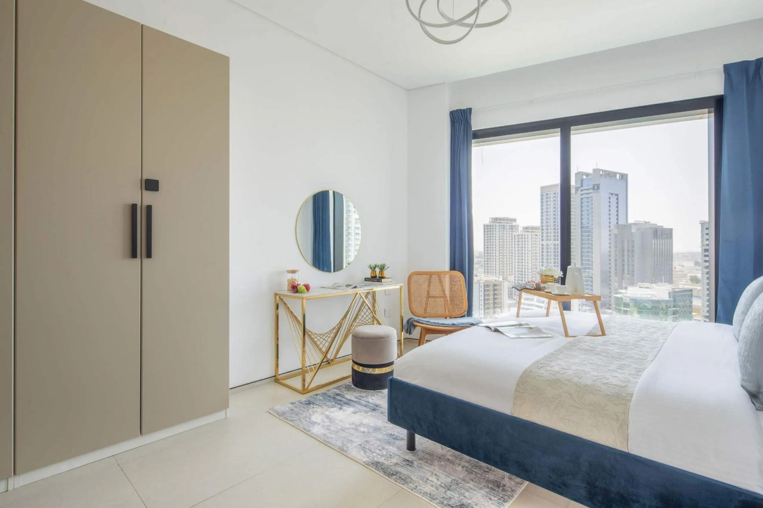 Bed in Frank Porter - The Address JBR