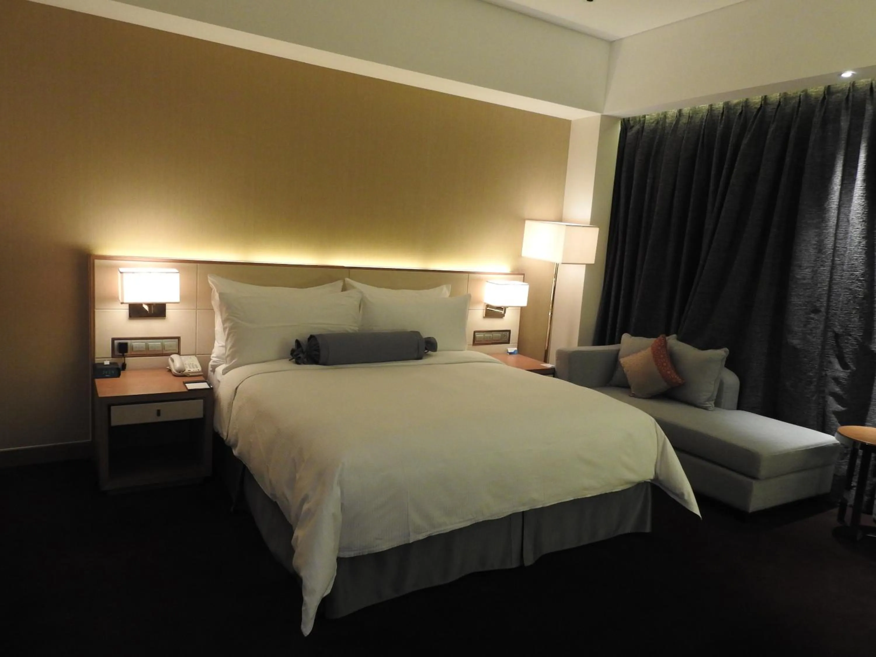 Bedroom in Radisson Blu Hotel Kashgar