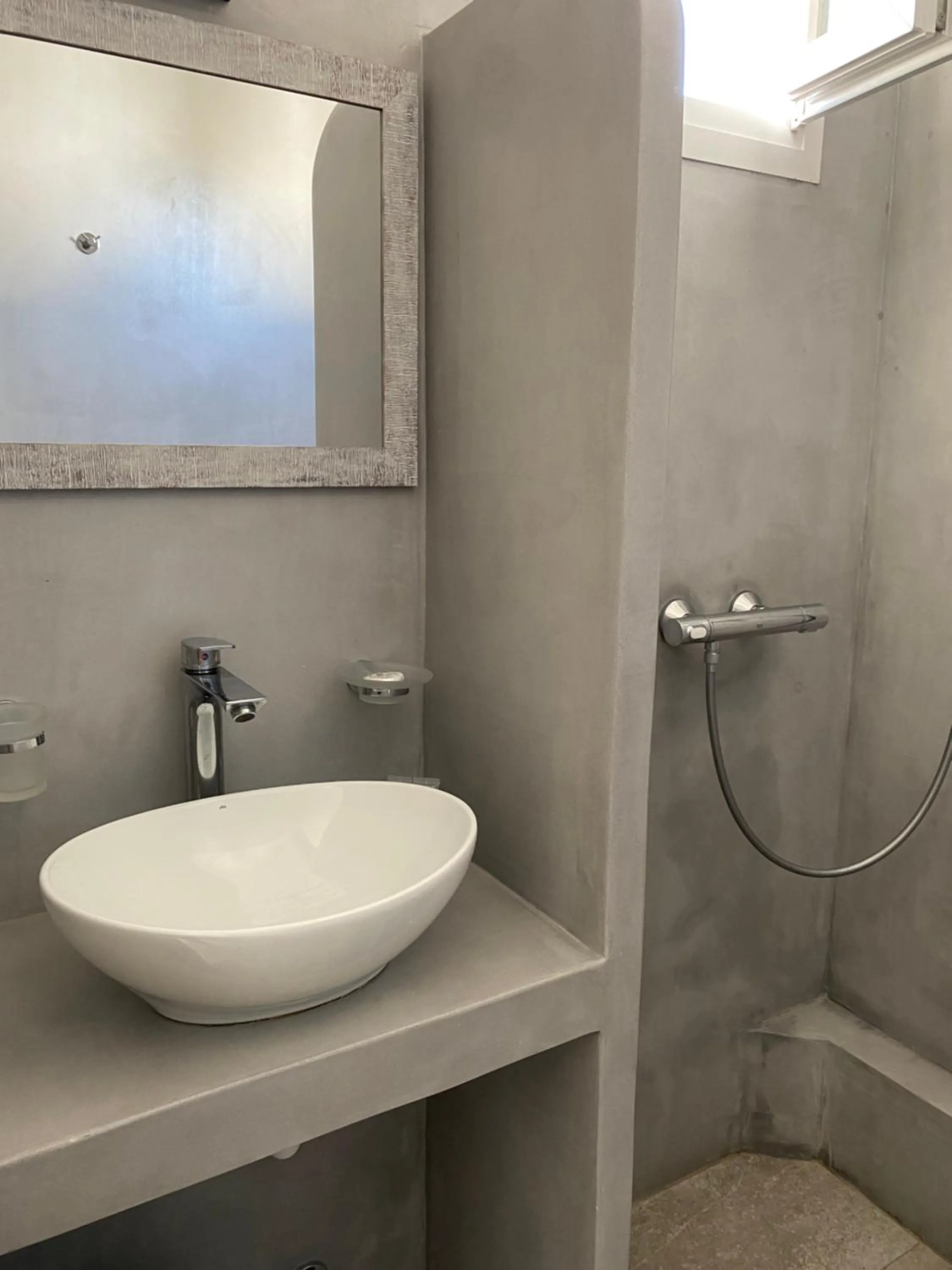 Bathroom in Alkyon Hotel