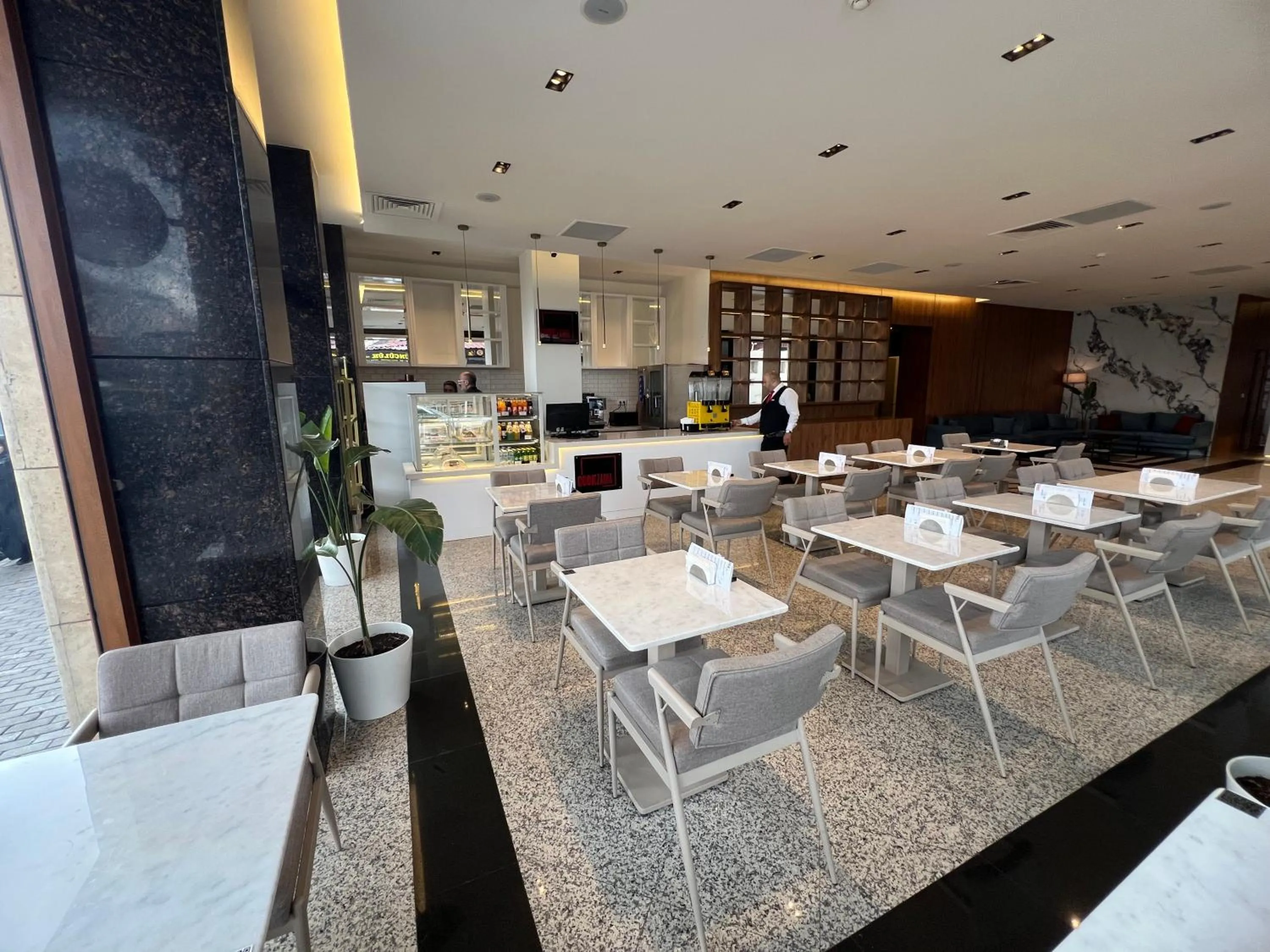 Restaurant/places to eat in İstanblu Hotel&Spa