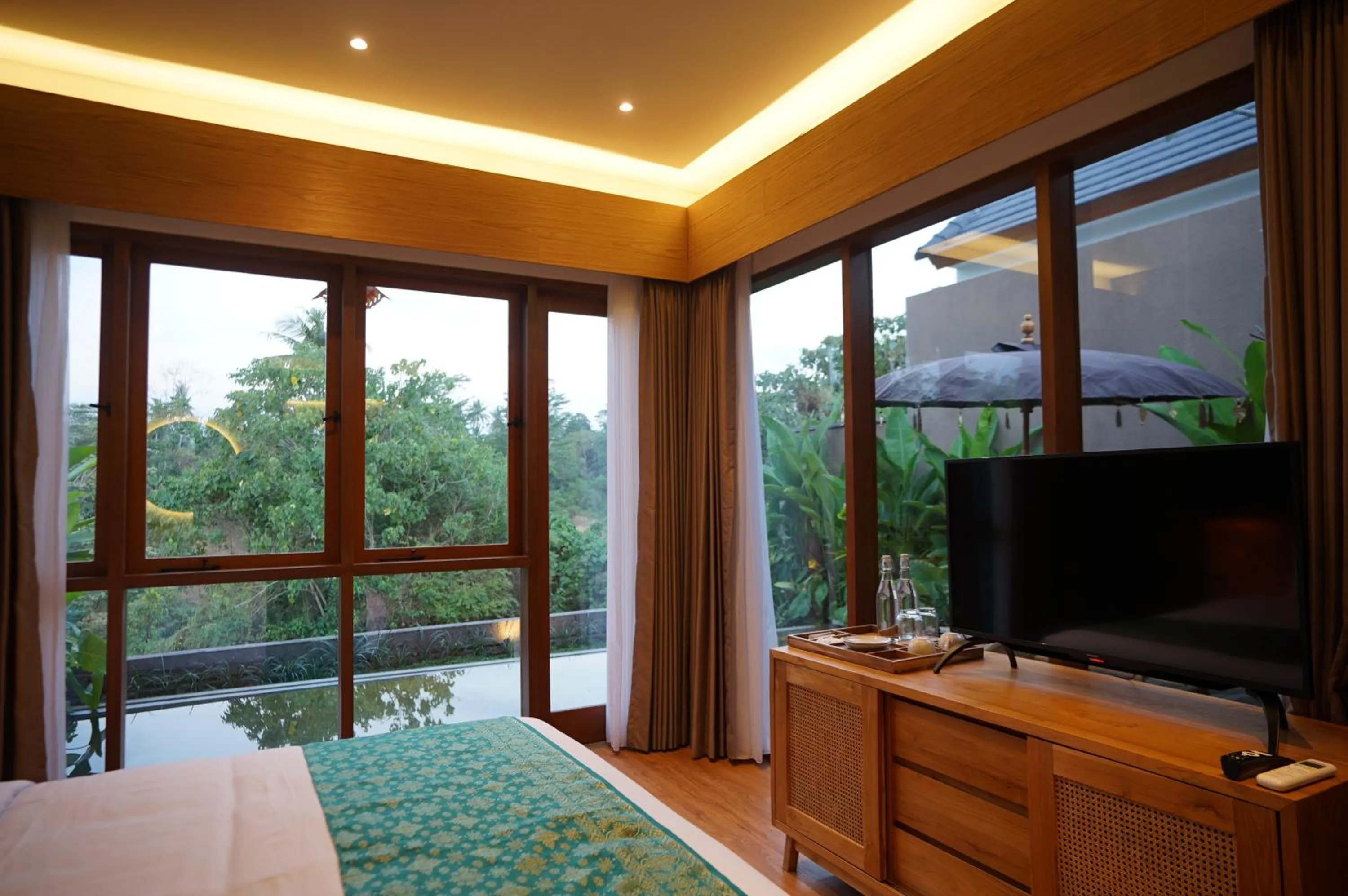 Bed in The Shanti Graha Villas