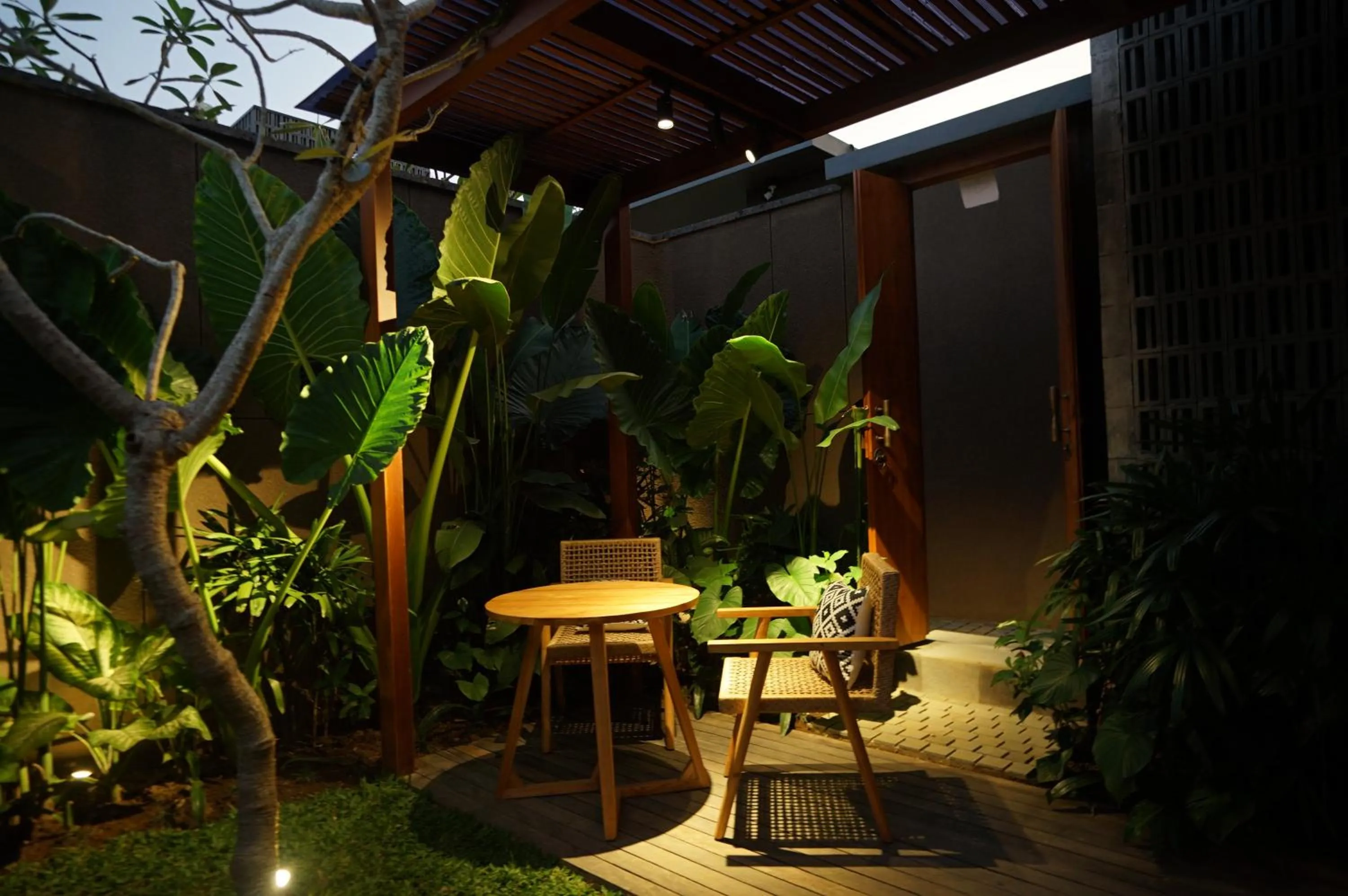 Garden in The Shanti Graha Villas