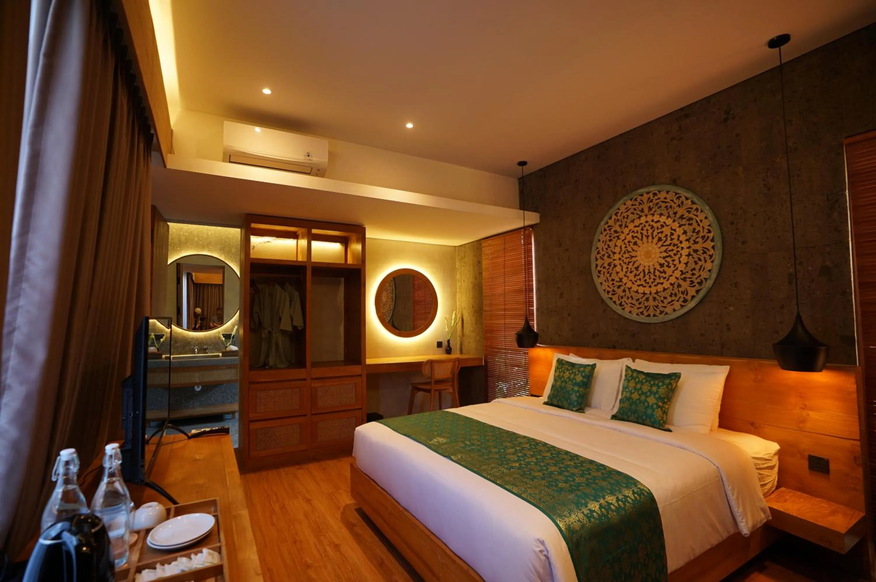 Bed in The Shanti Graha Villas