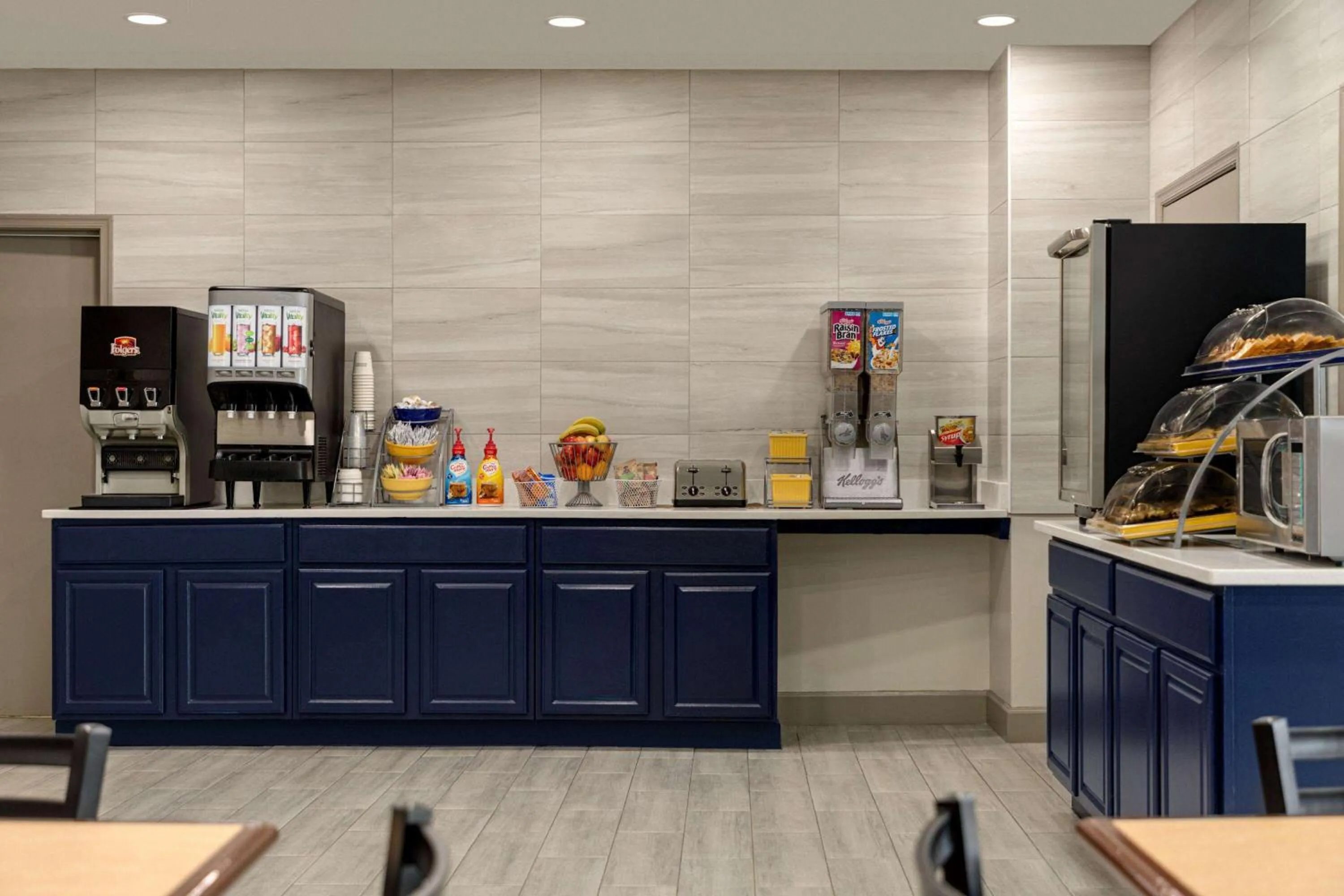 Breakfast in Baymont by Wyndham Emporia VA