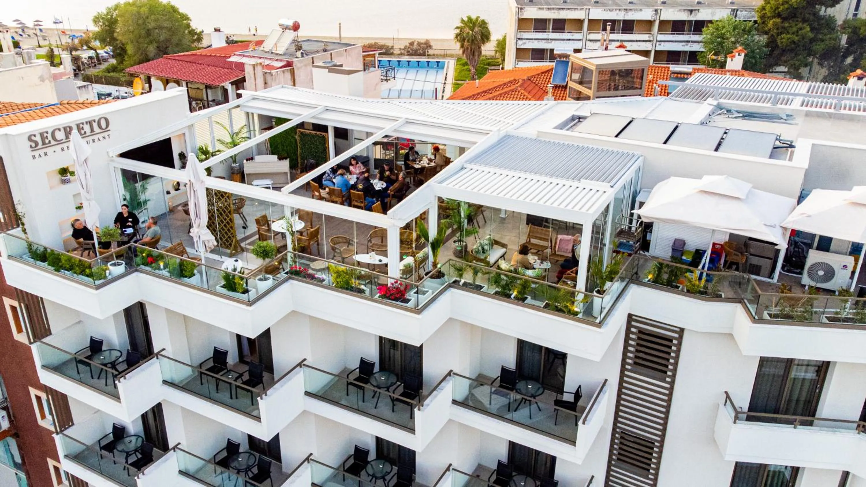 Restaurant/places to eat in Sky Boutique Hotel