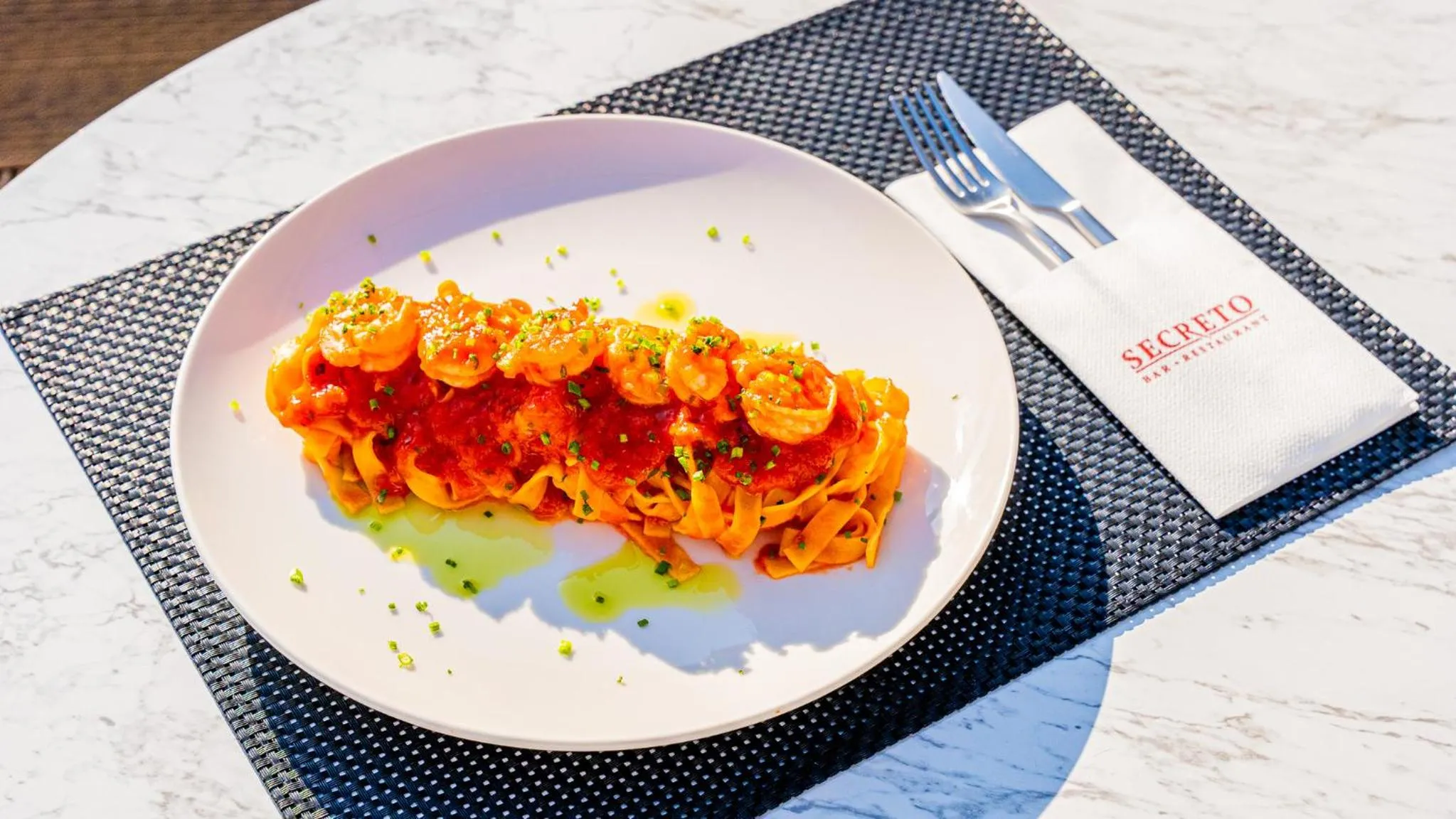 Restaurant/places to eat in Sky Boutique Hotel