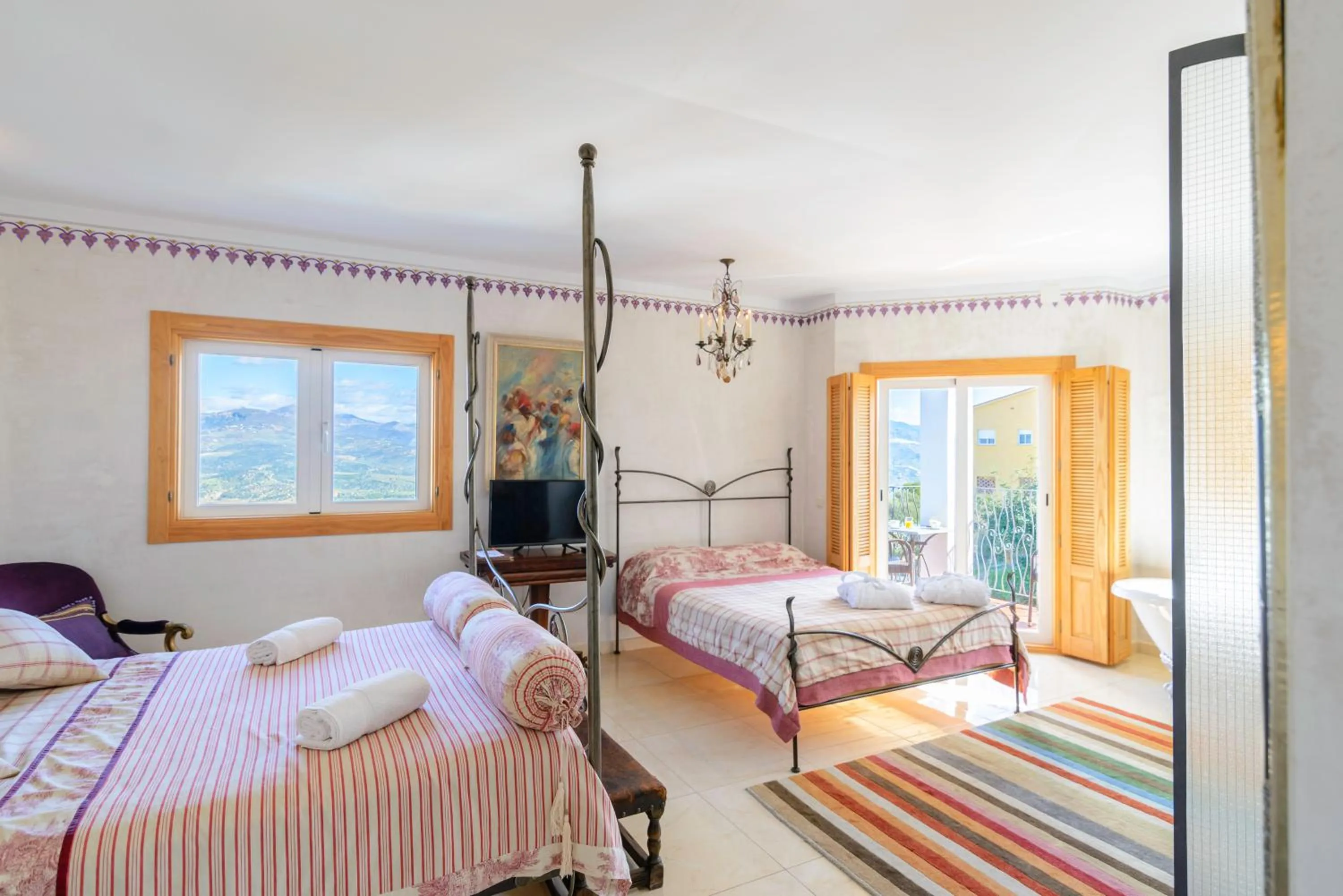 Bed in Las Orquideas Hotel Spain