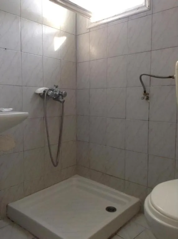 Rooms to let Katerina & John's