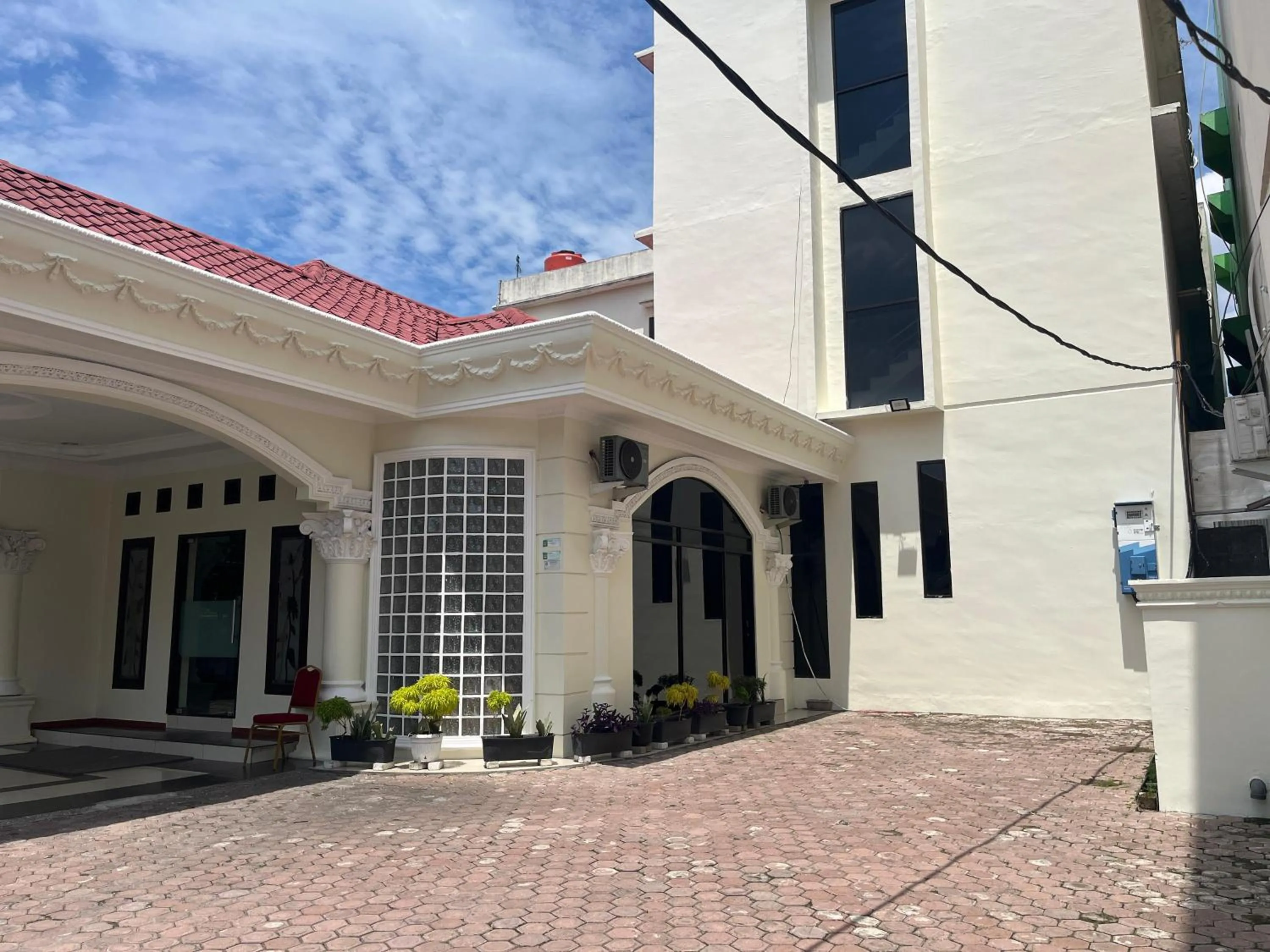 Property building in De Nusantara Hotel Syariah