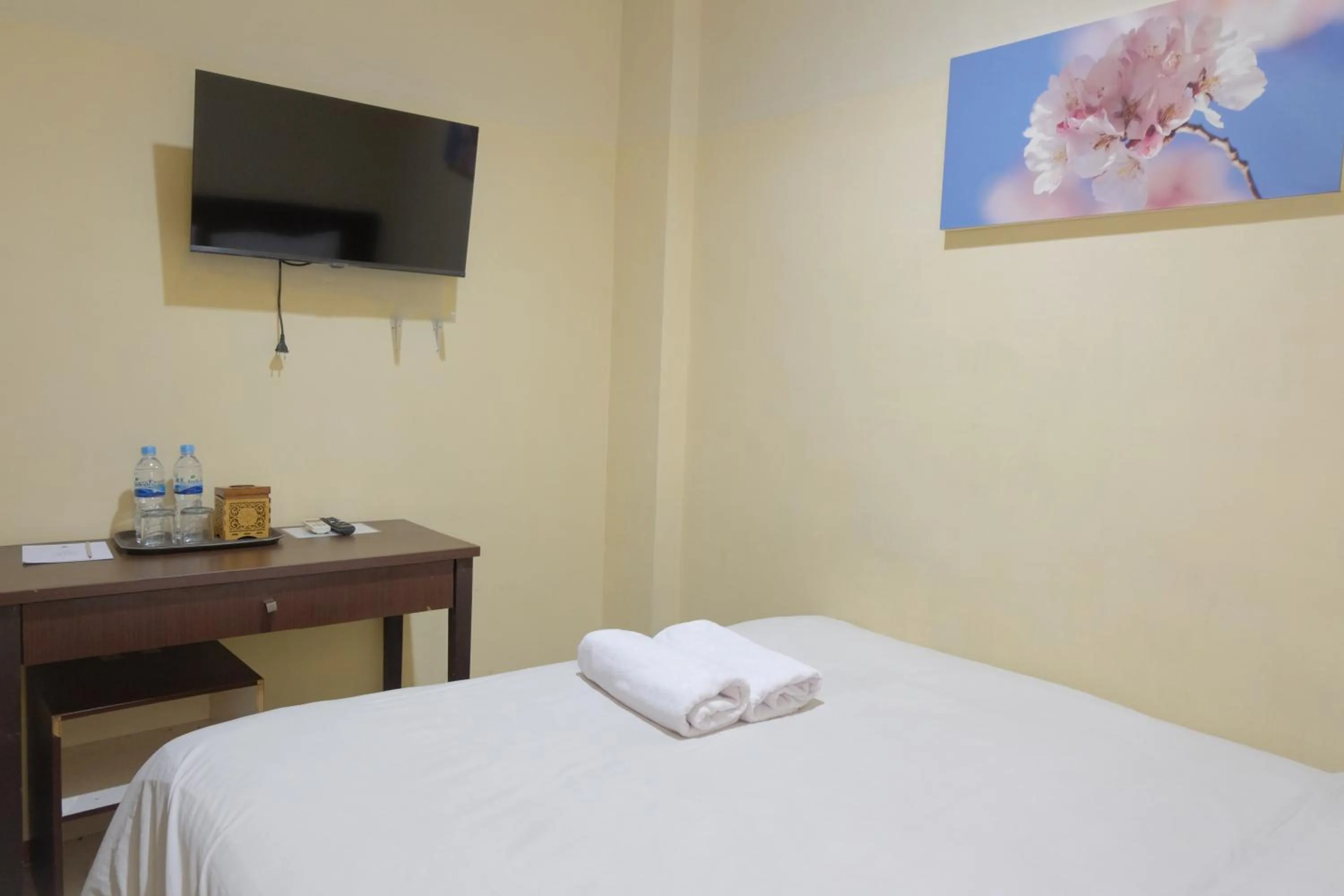 TV and multimedia, Bed in De Nusantara Hotel Syariah