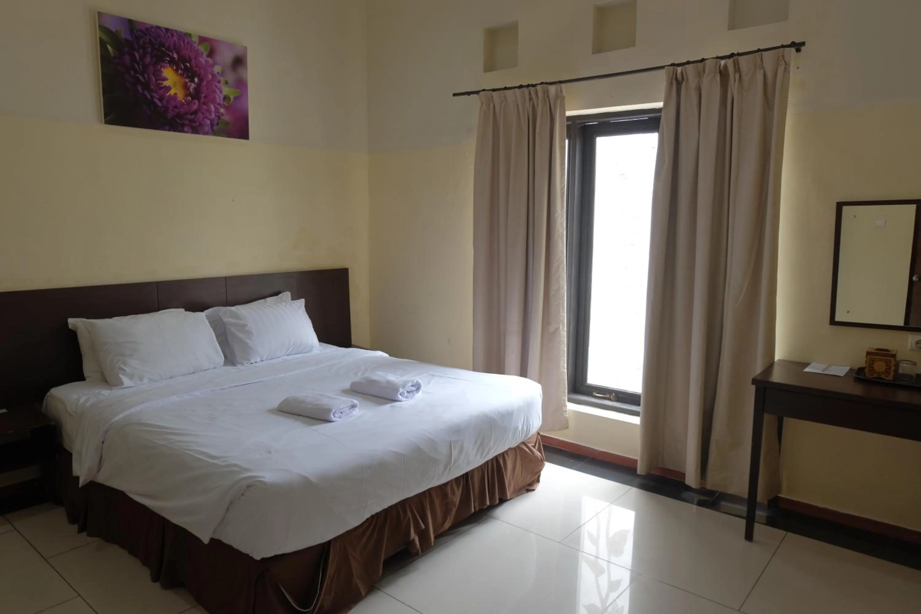 Bedroom, Bed in De Nusantara Hotel Syariah