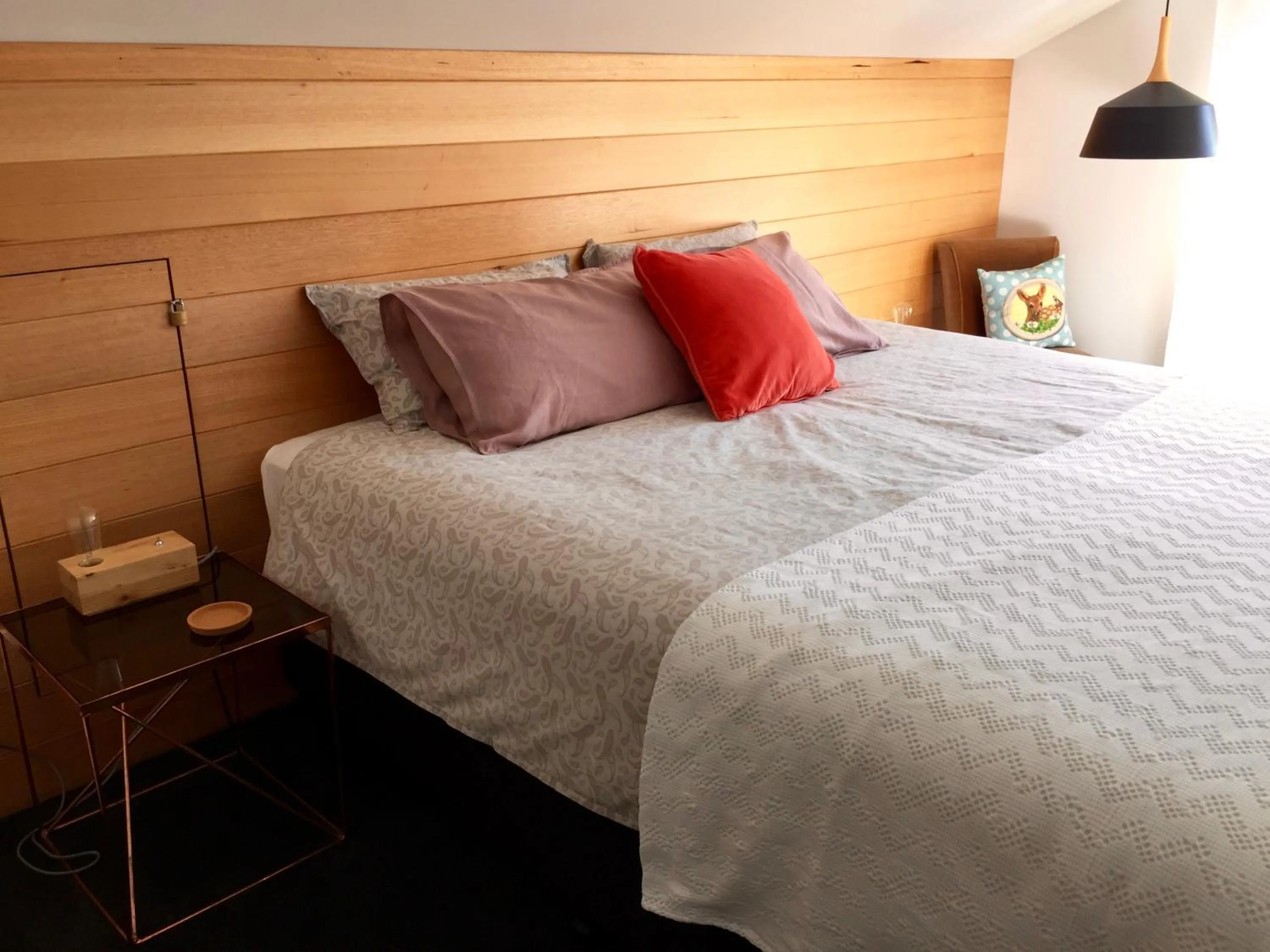 Bed in Sunny Side Up B&B Rye