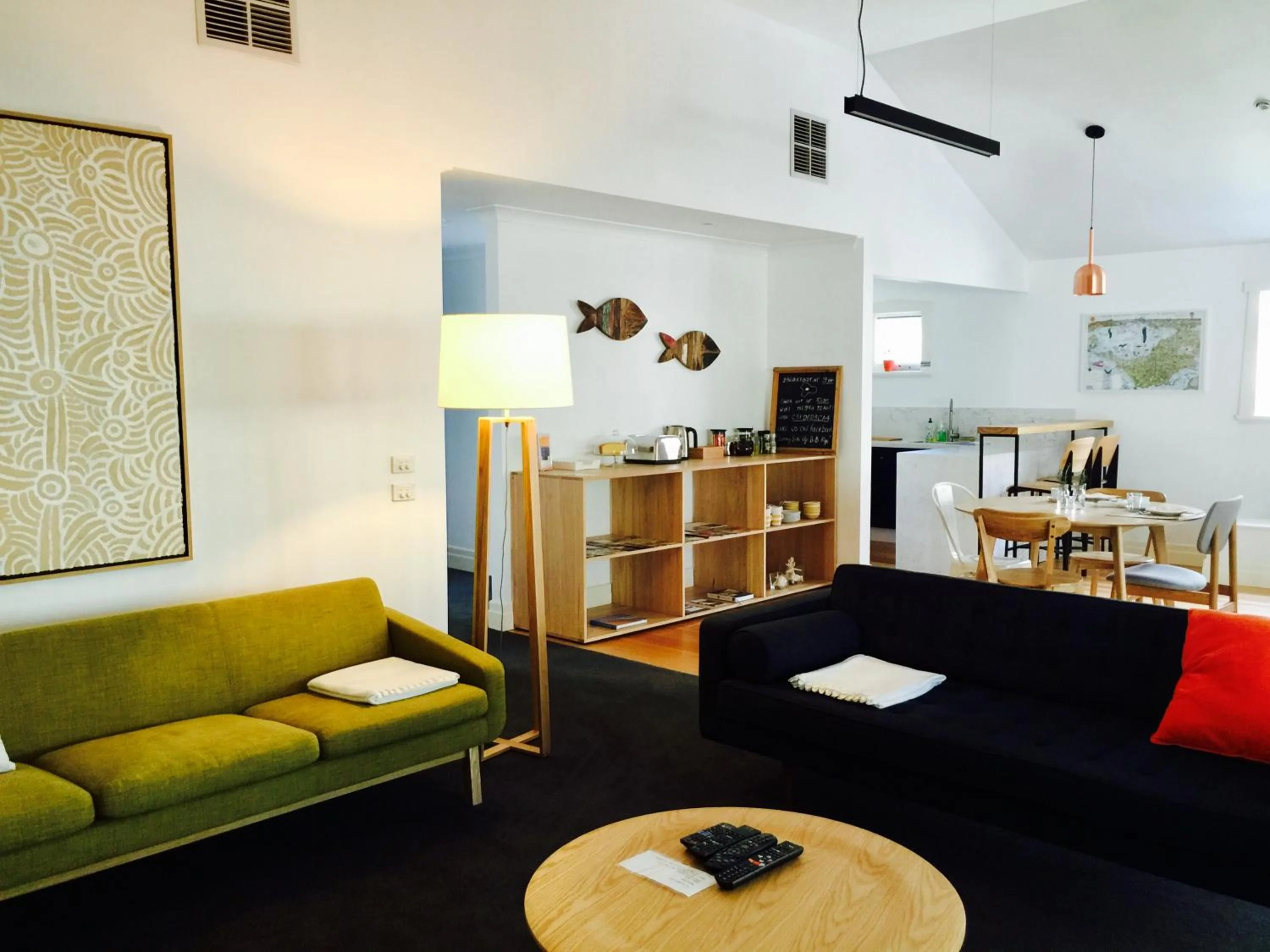 Lounge or bar in Sunny Side Up B&B Rye