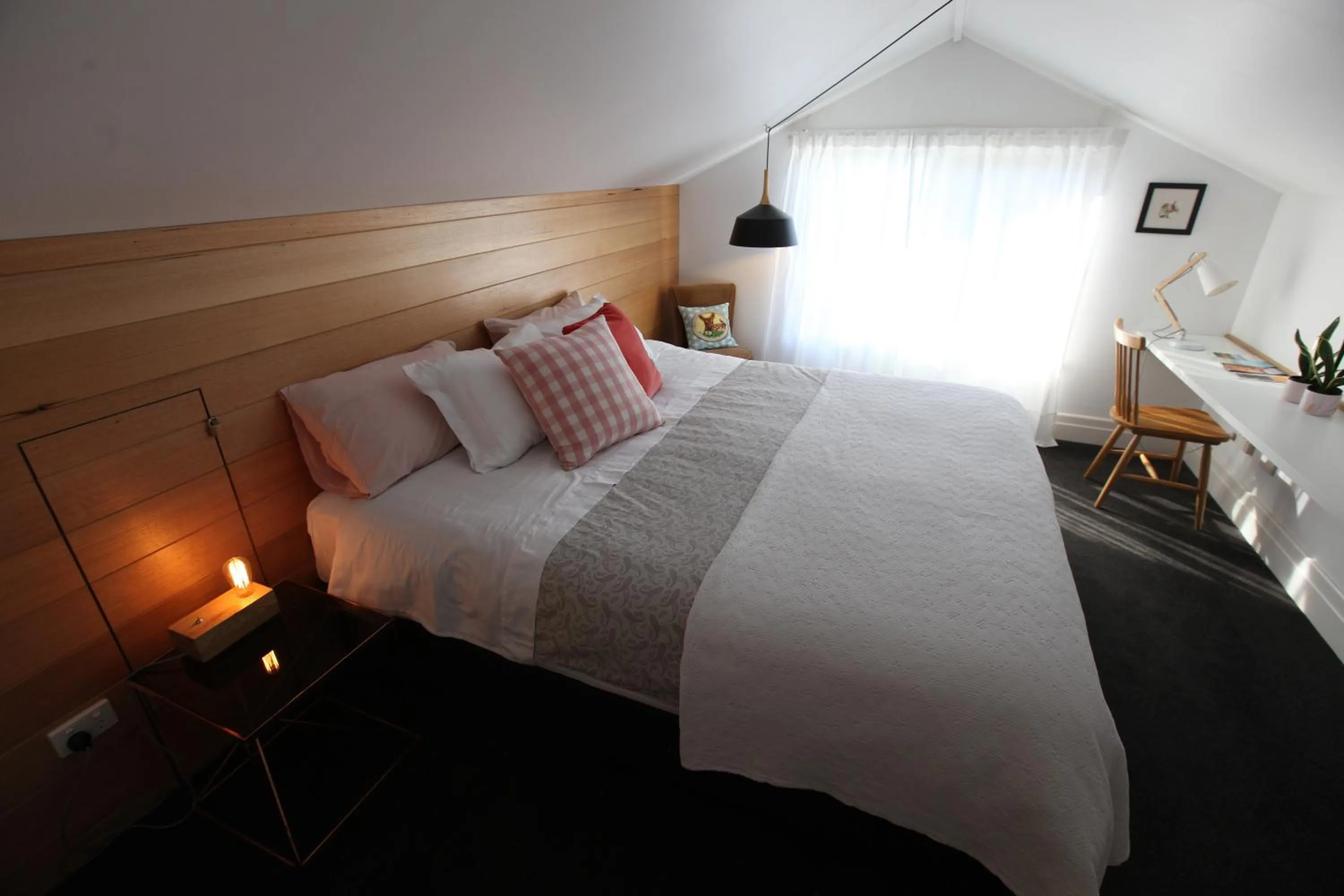 Bed in Sunny Side Up B&B Rye