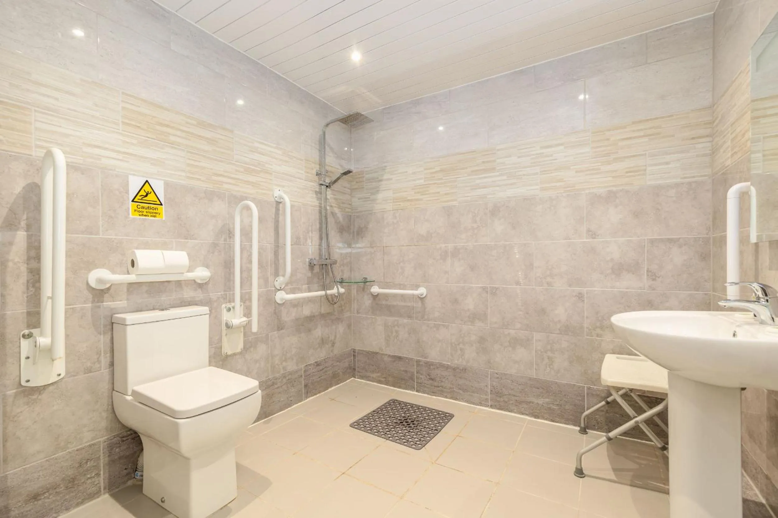 Bathroom in The Kellbank