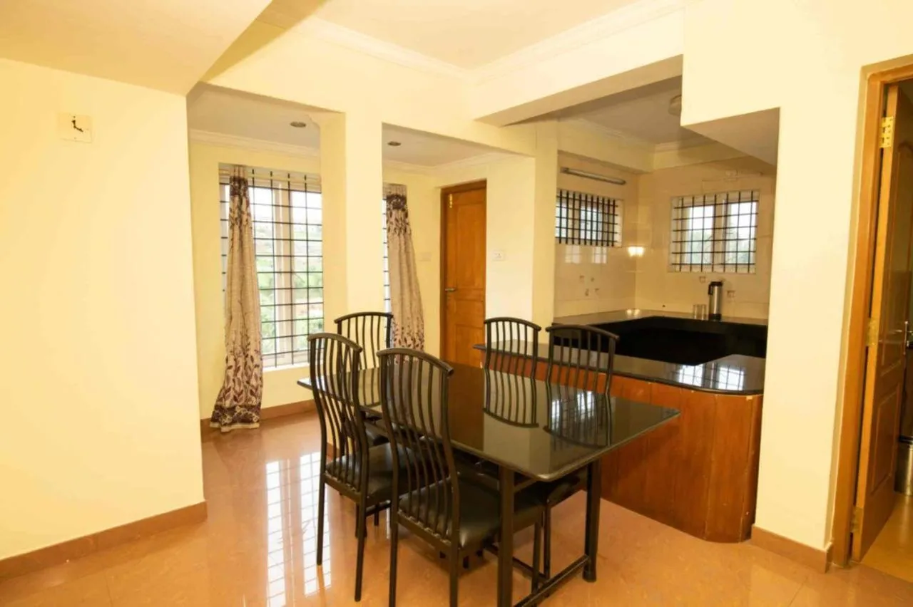 Dining area in Lazo Silver Lake , Ooty