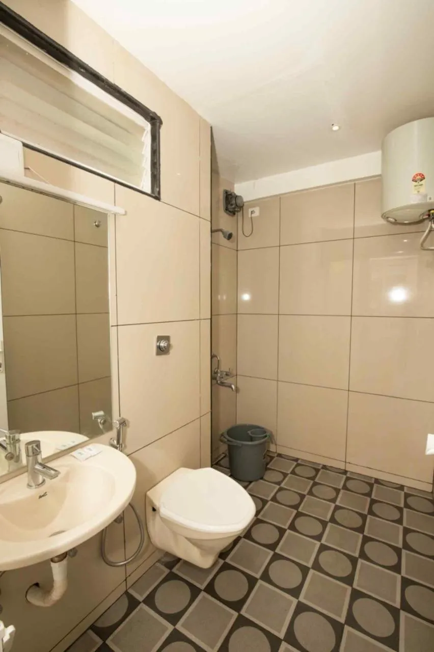 Bathroom in Lazo Silver Lake , Ooty