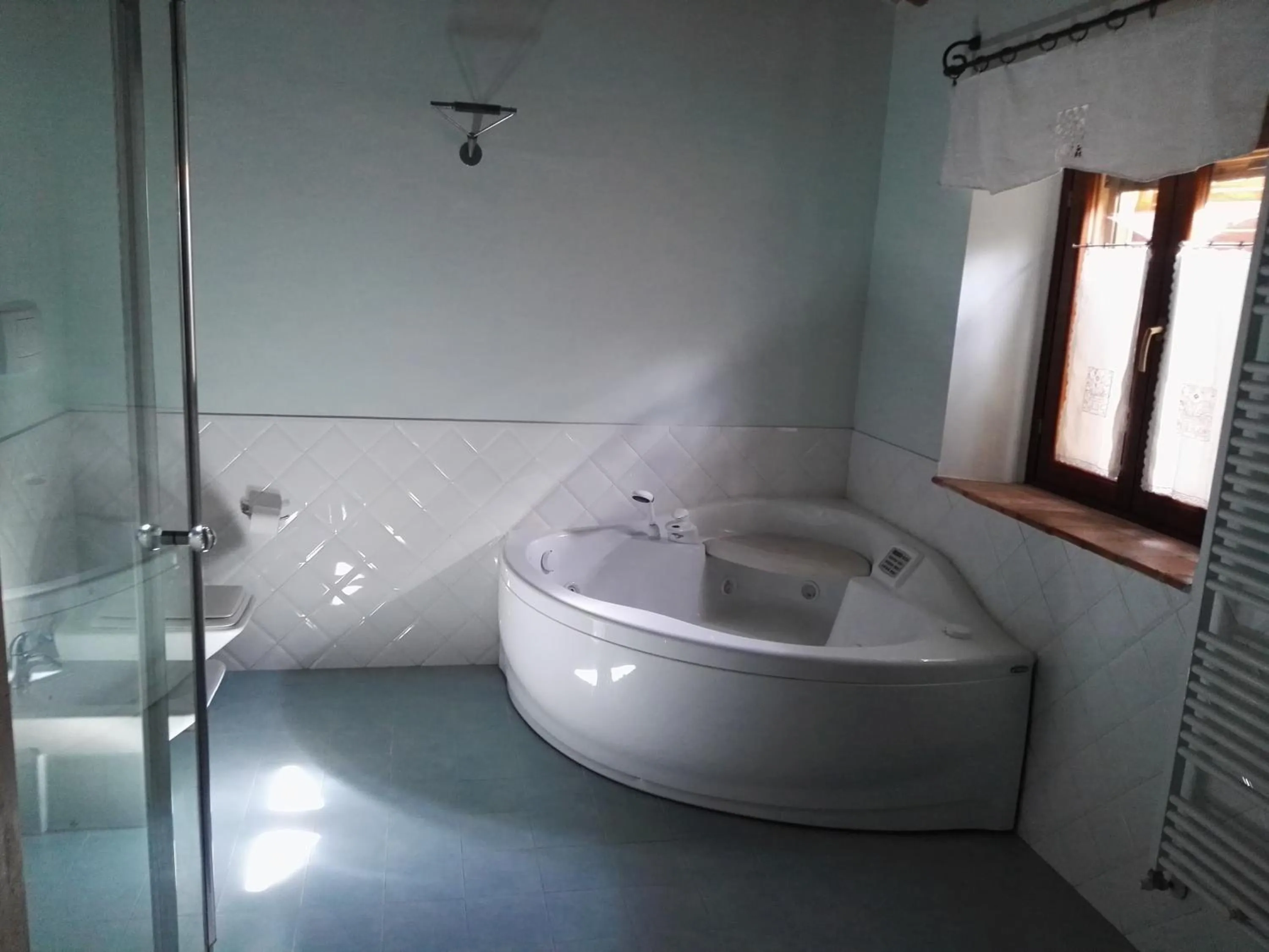 Hot Tub in Villarondanella