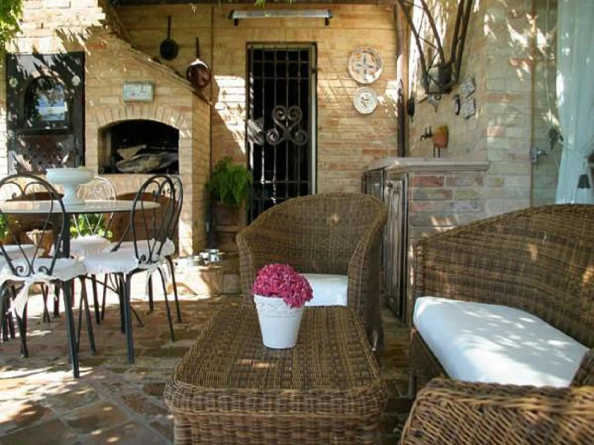 Property building in Villarondanella