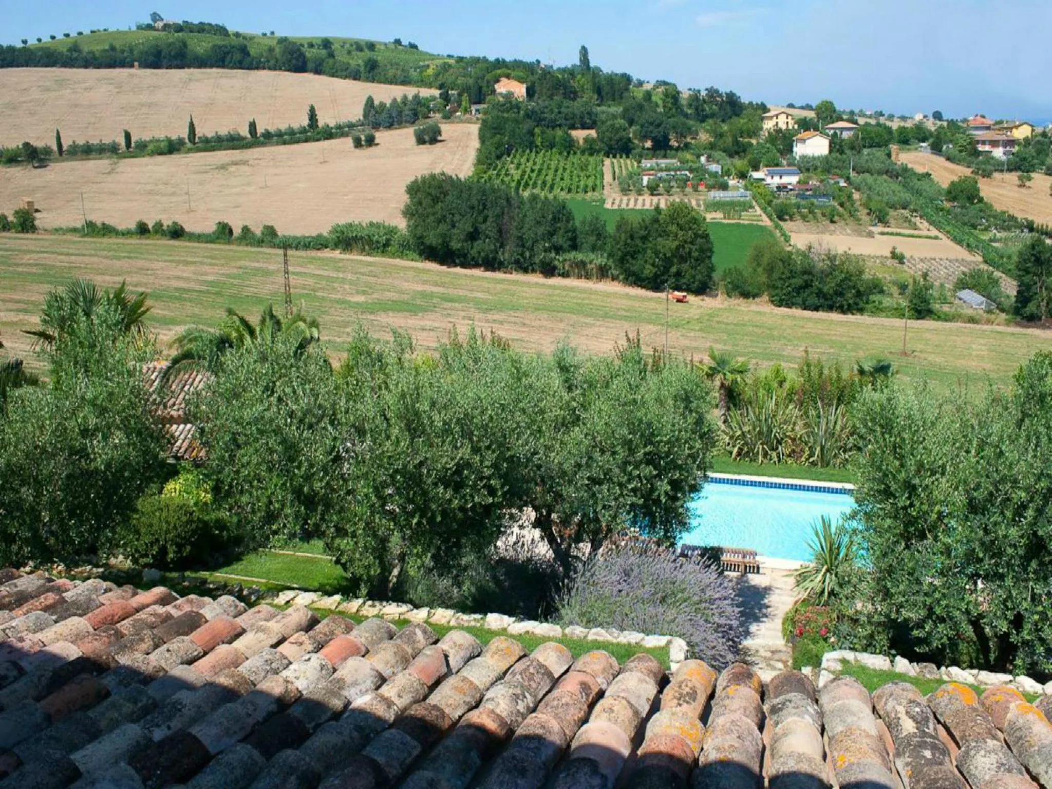 Garden view in Villarondanella