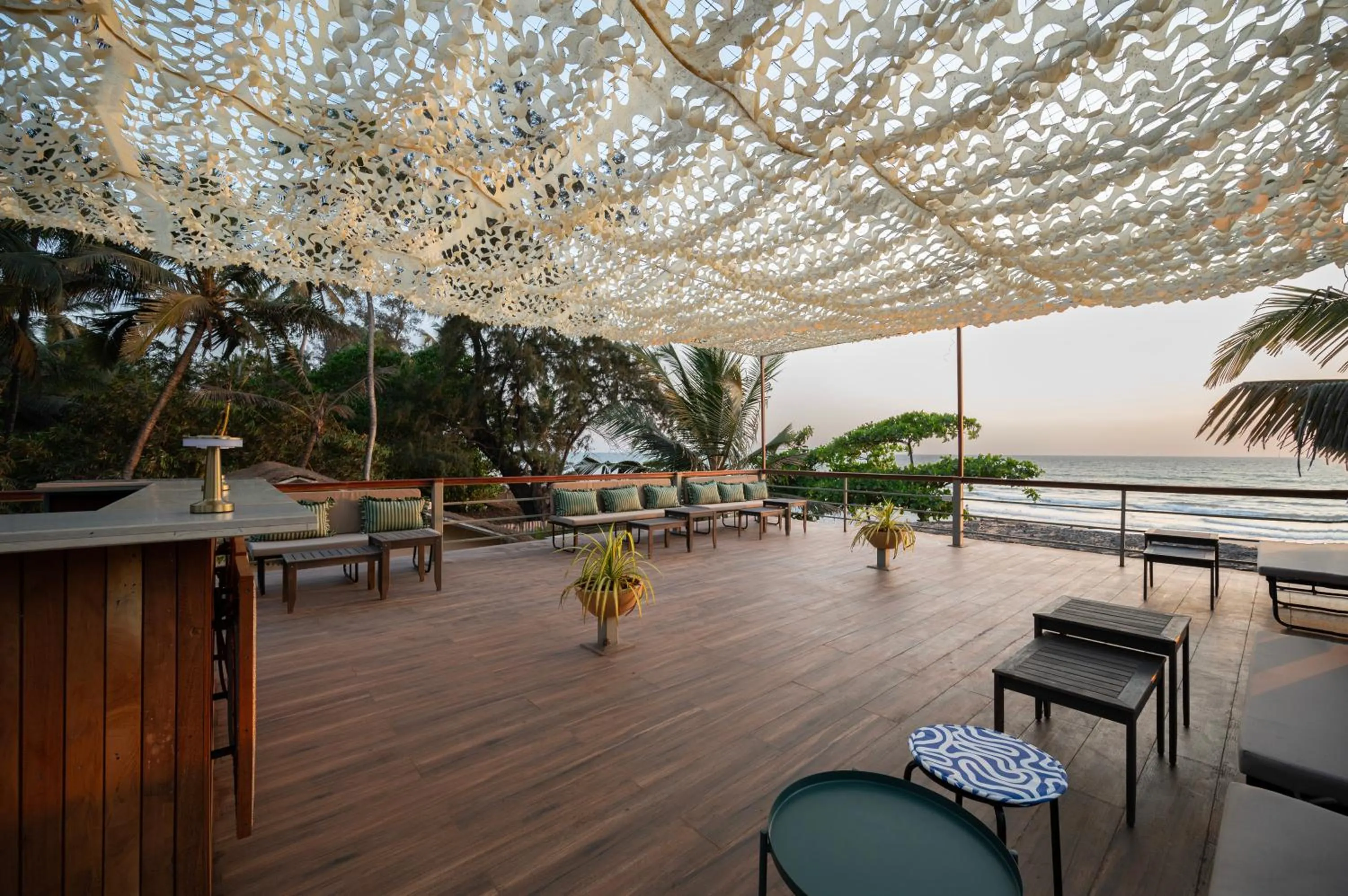 Restaurant/places to eat in Palma Beach Resort