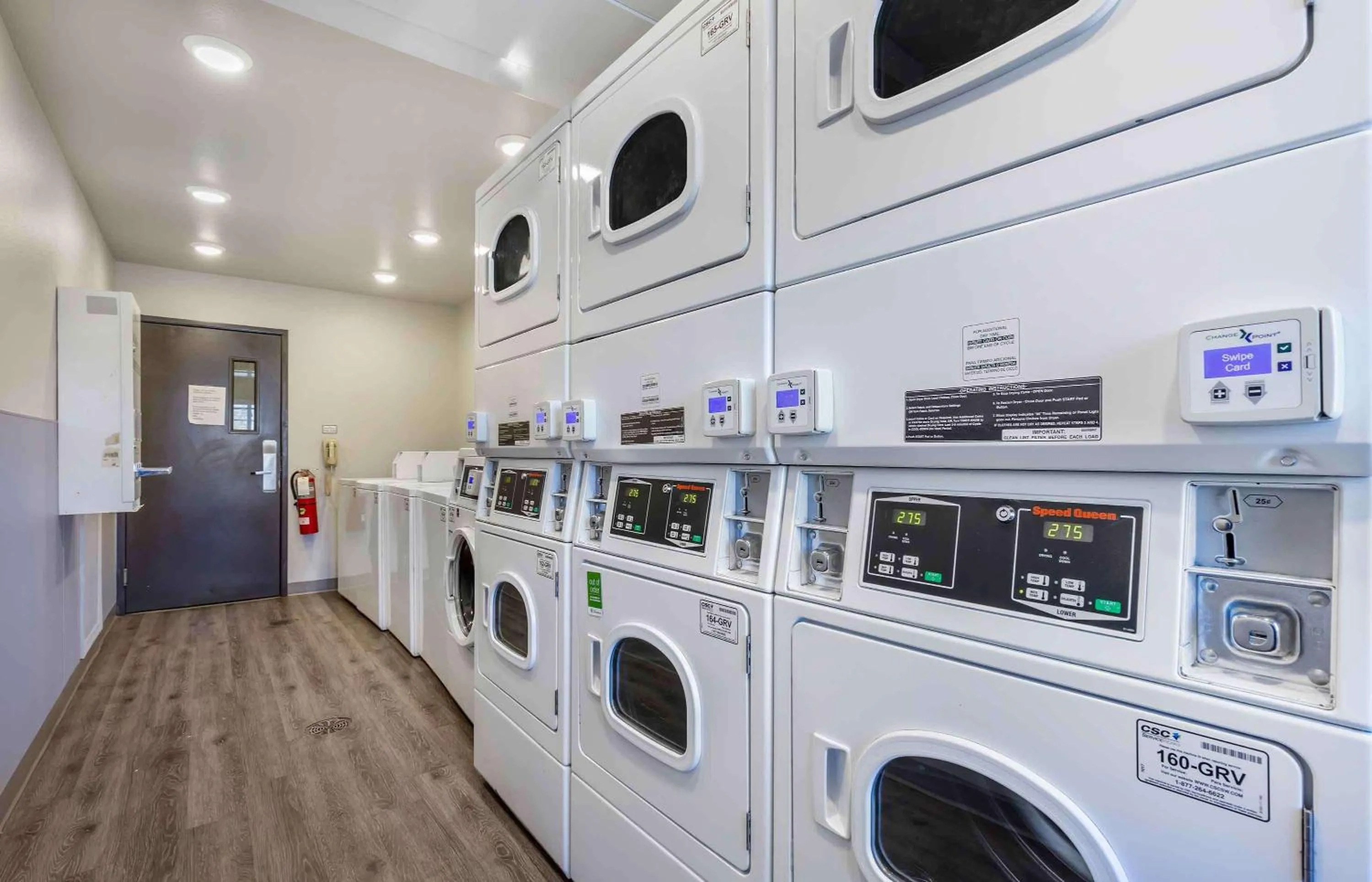 Property building in Extended Stay America Select Suites - Gainesville