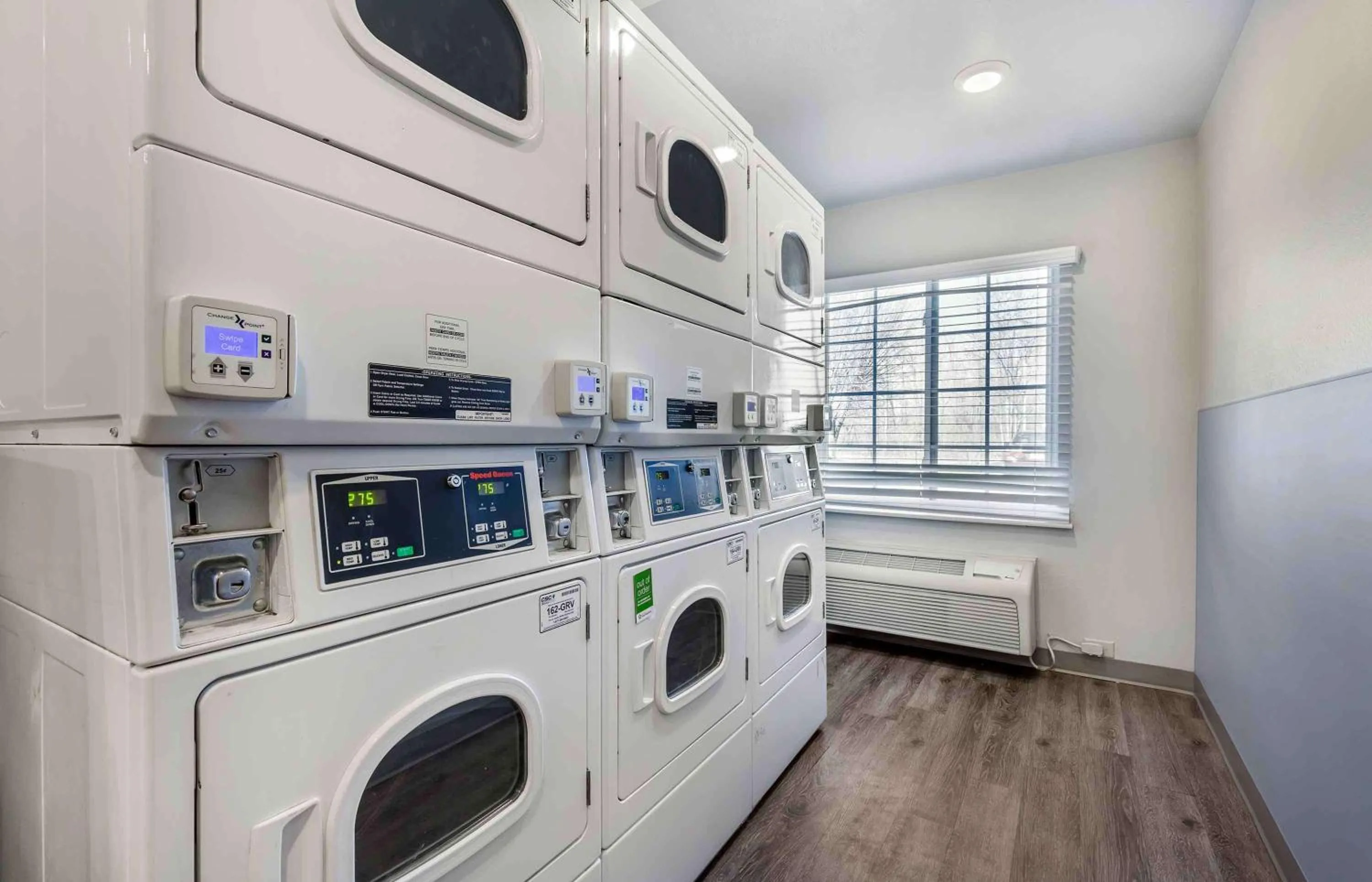 Property building in Extended Stay America Select Suites - Gainesville