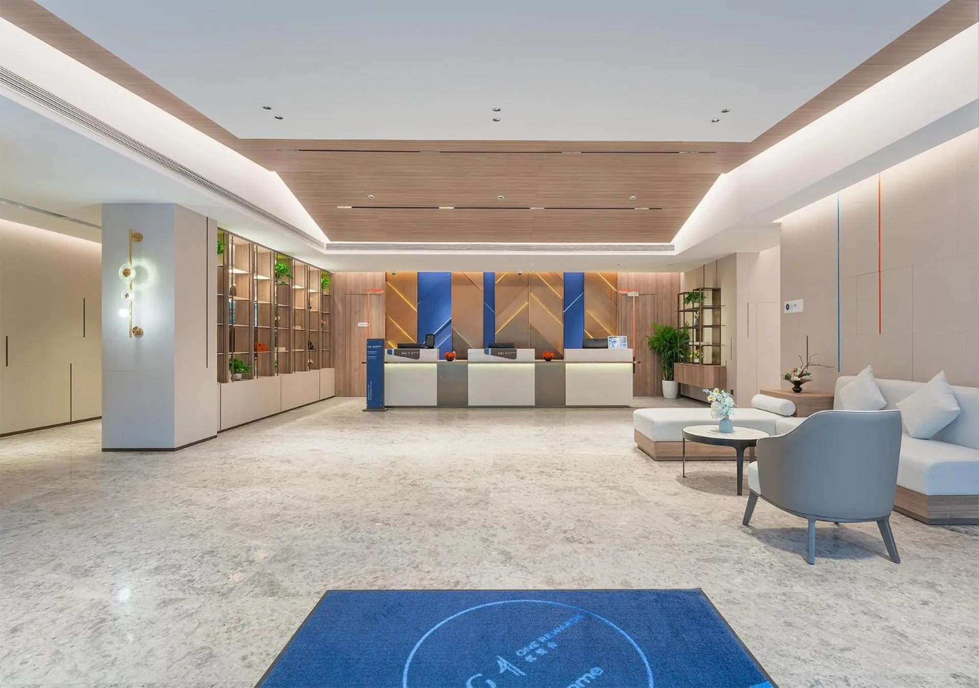 Lobby or reception in Holiday Inn Express Xi'an North Station by IHG