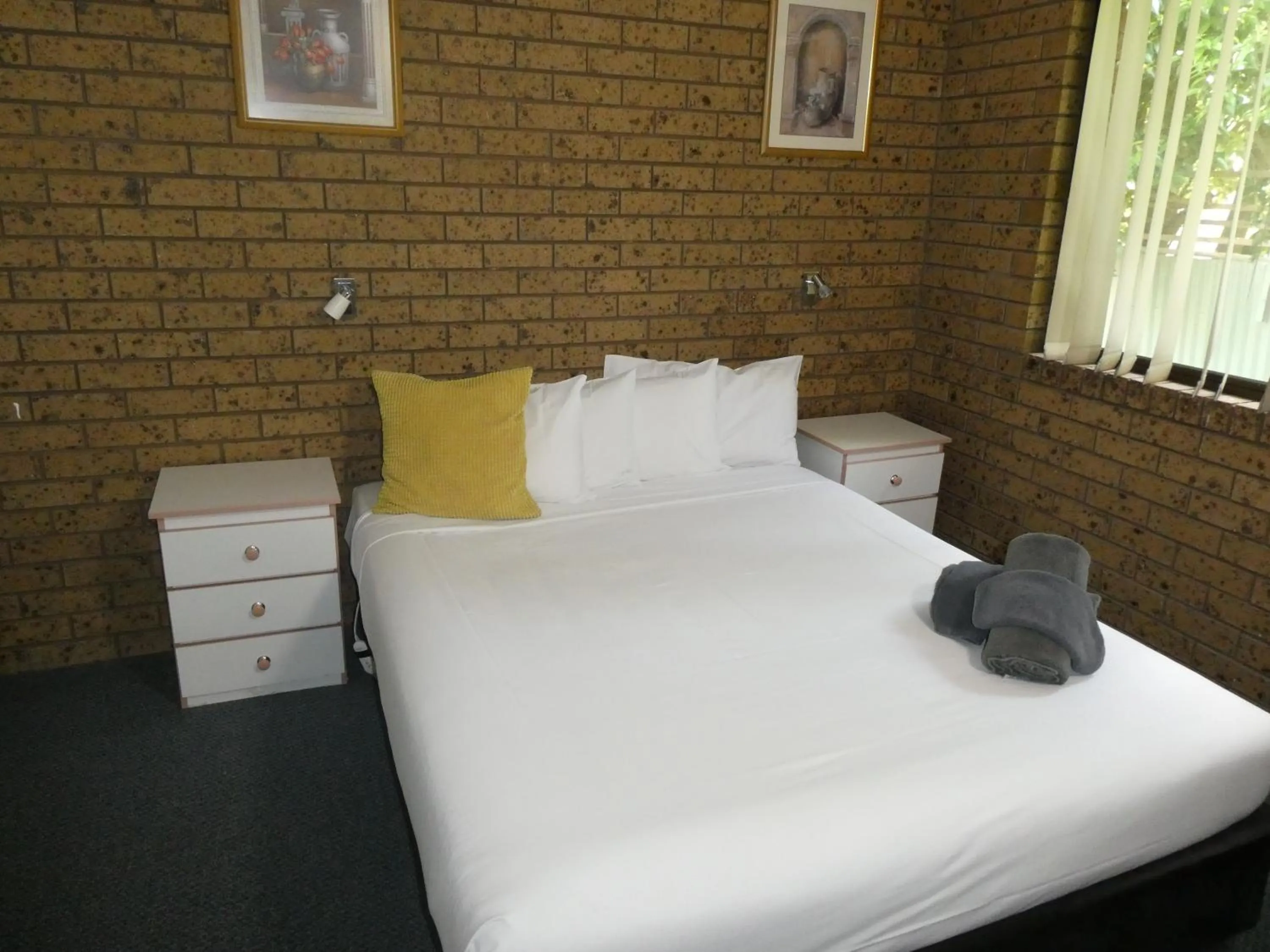 Bed in Motel Wellington Wodonga