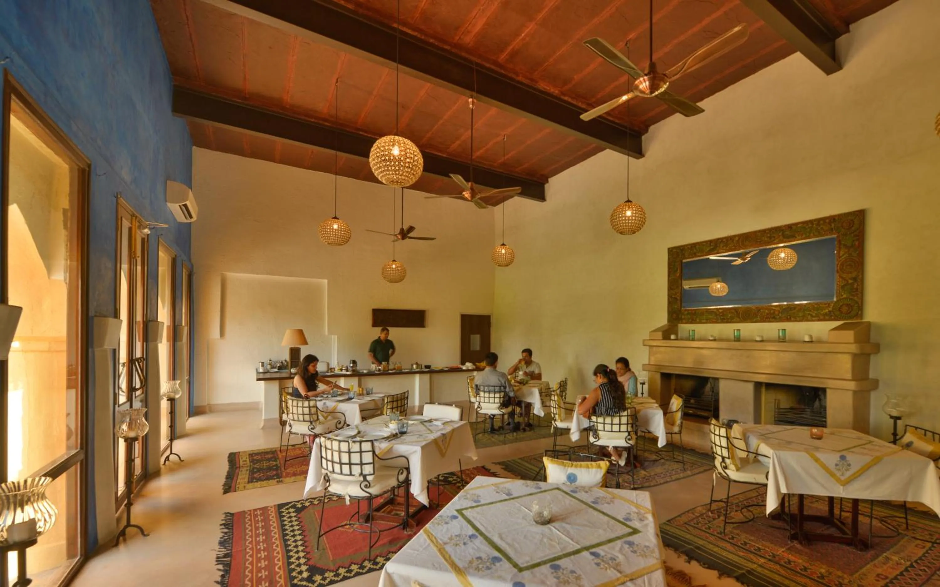 Restaurant/places to eat in Ramathra Fort