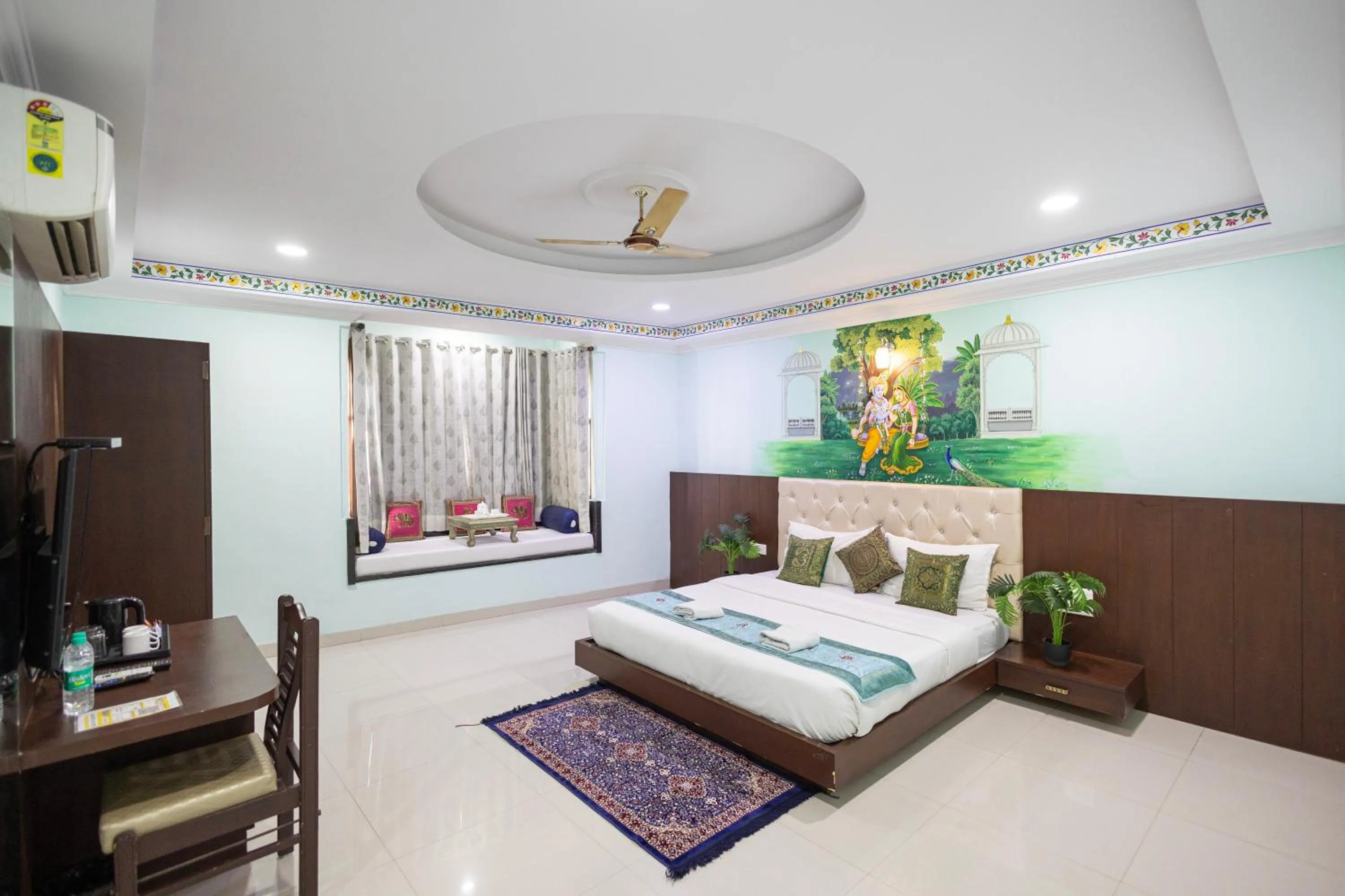 Photo of the whole room, Bed in Hide-In Udaipur - A Lake View Boutique Hotel