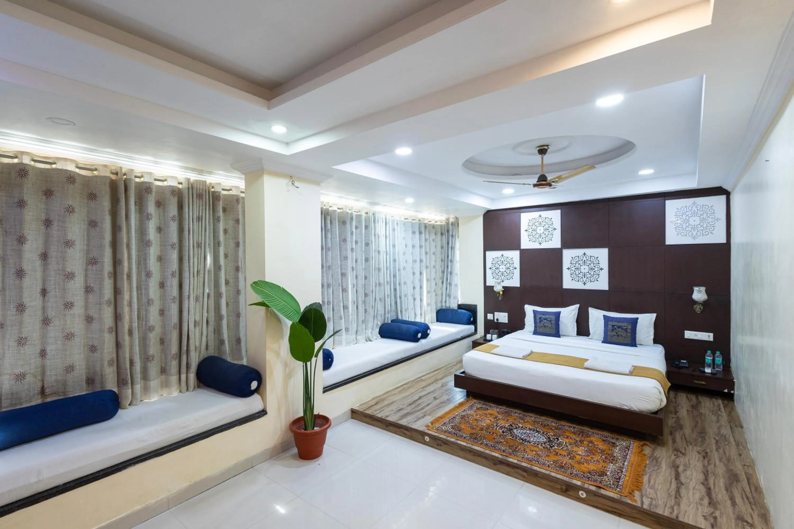 Photo of the whole room, Bed in Hide-In Udaipur - A Lake View Boutique Hotel