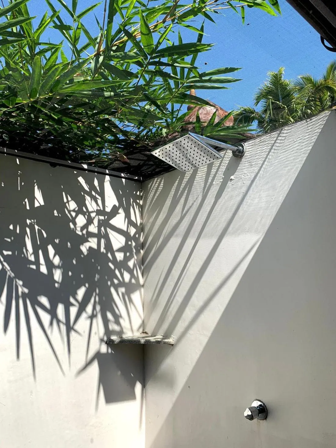 Shower in Rhythm Kumarakom