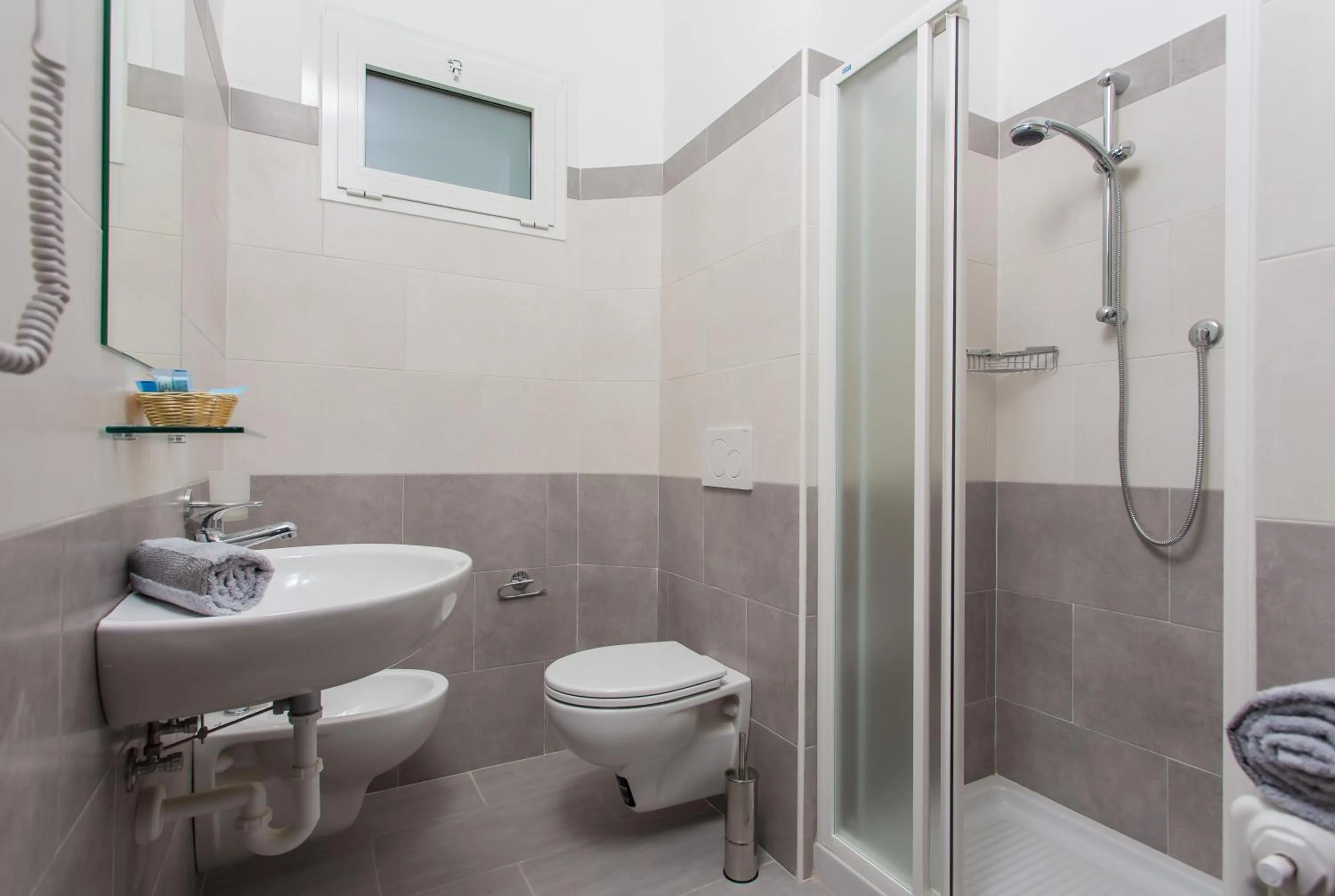 Bathroom in Hotel Platinum