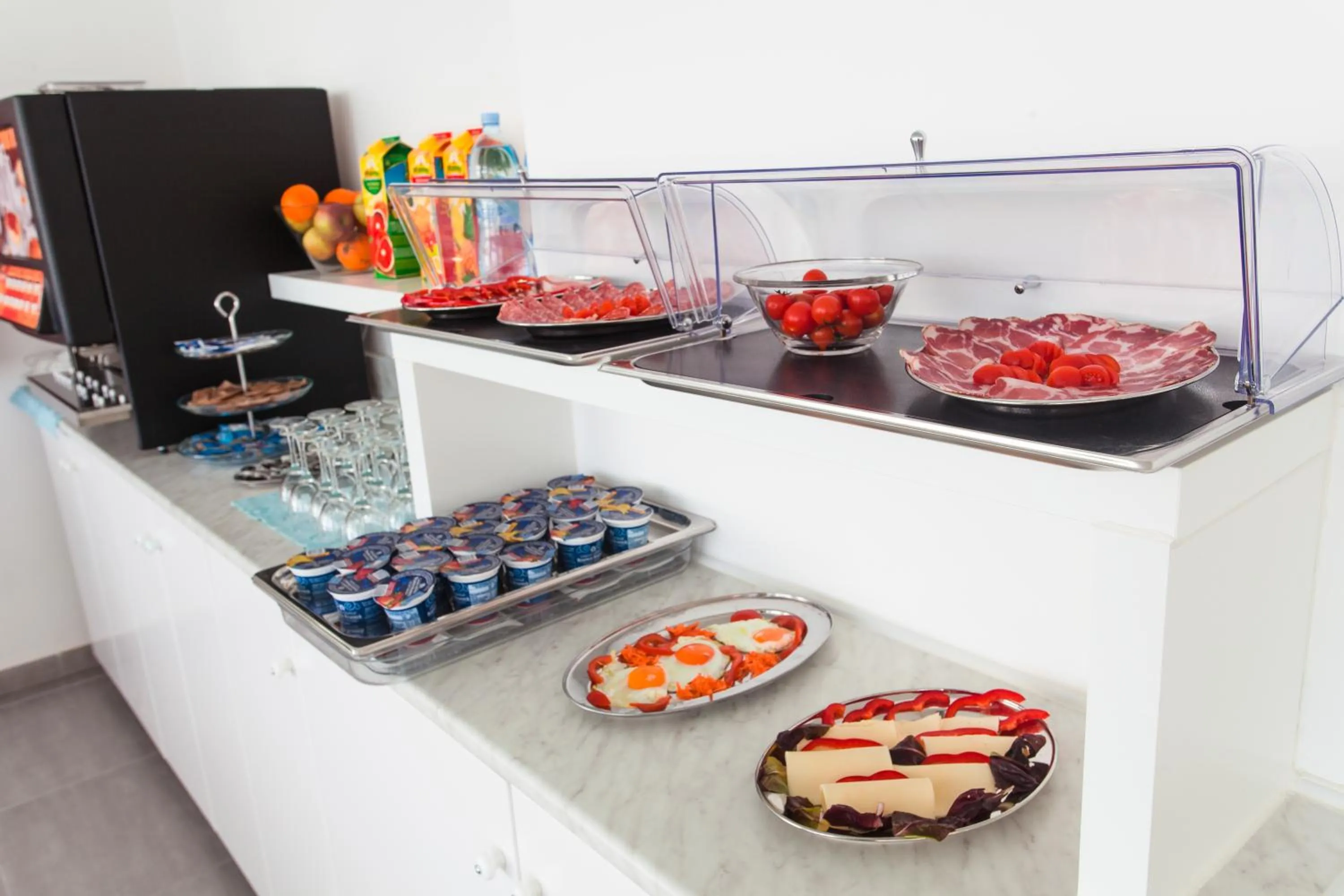 Food in Hotel Platinum