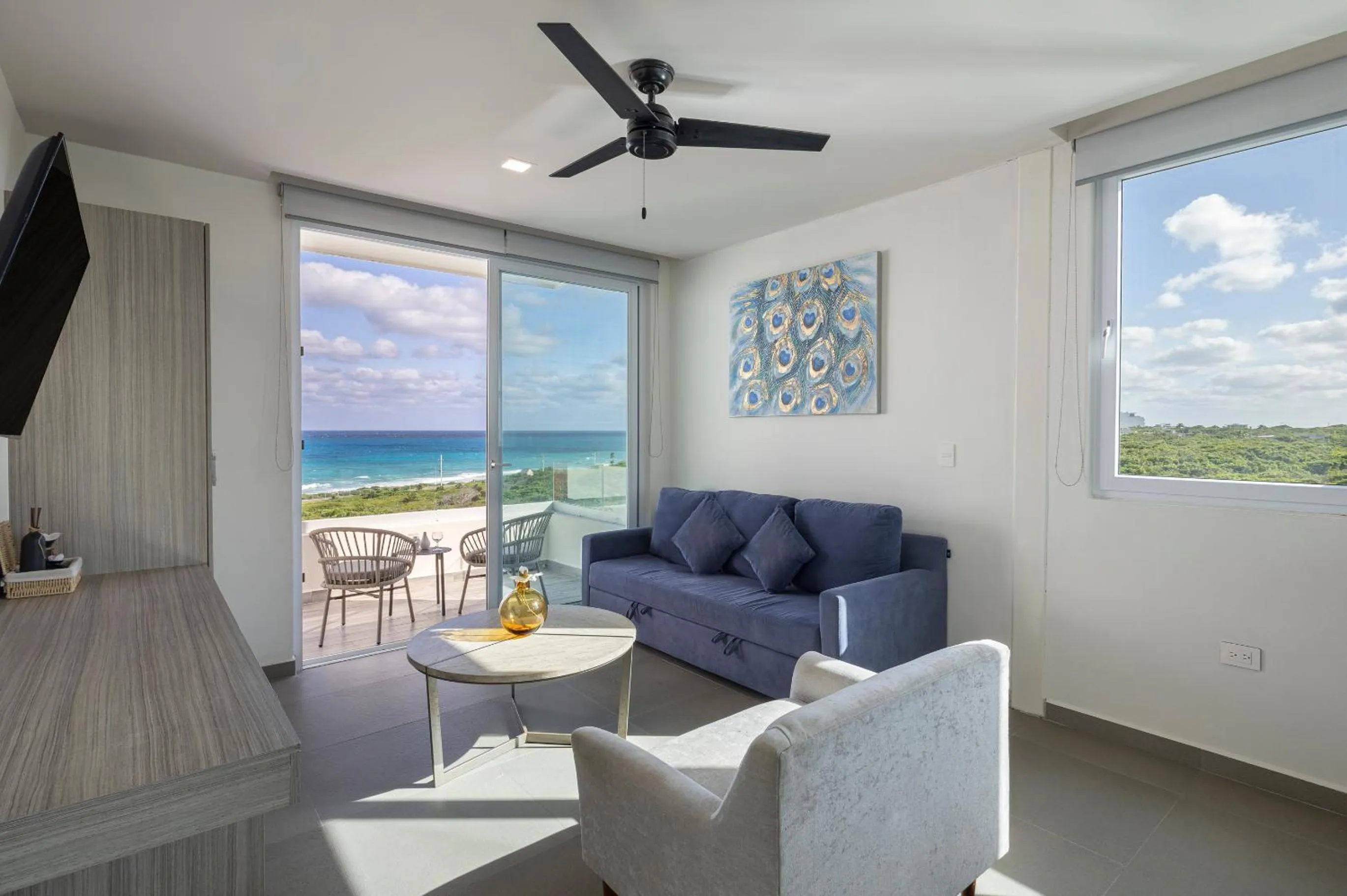 Day in Azulea Isla Mujeres Hotel