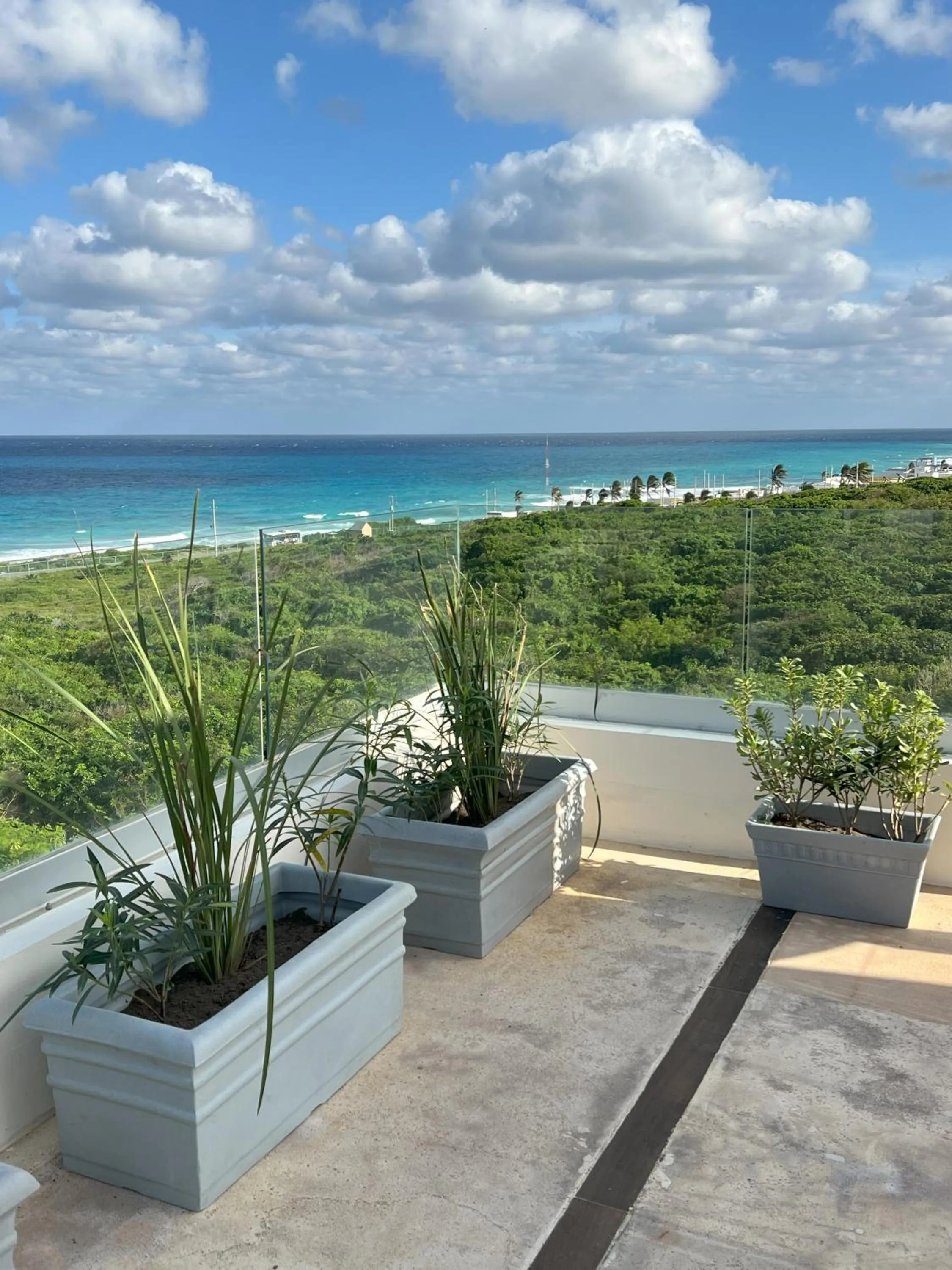 Day in Azulea Isla Mujeres Hotel