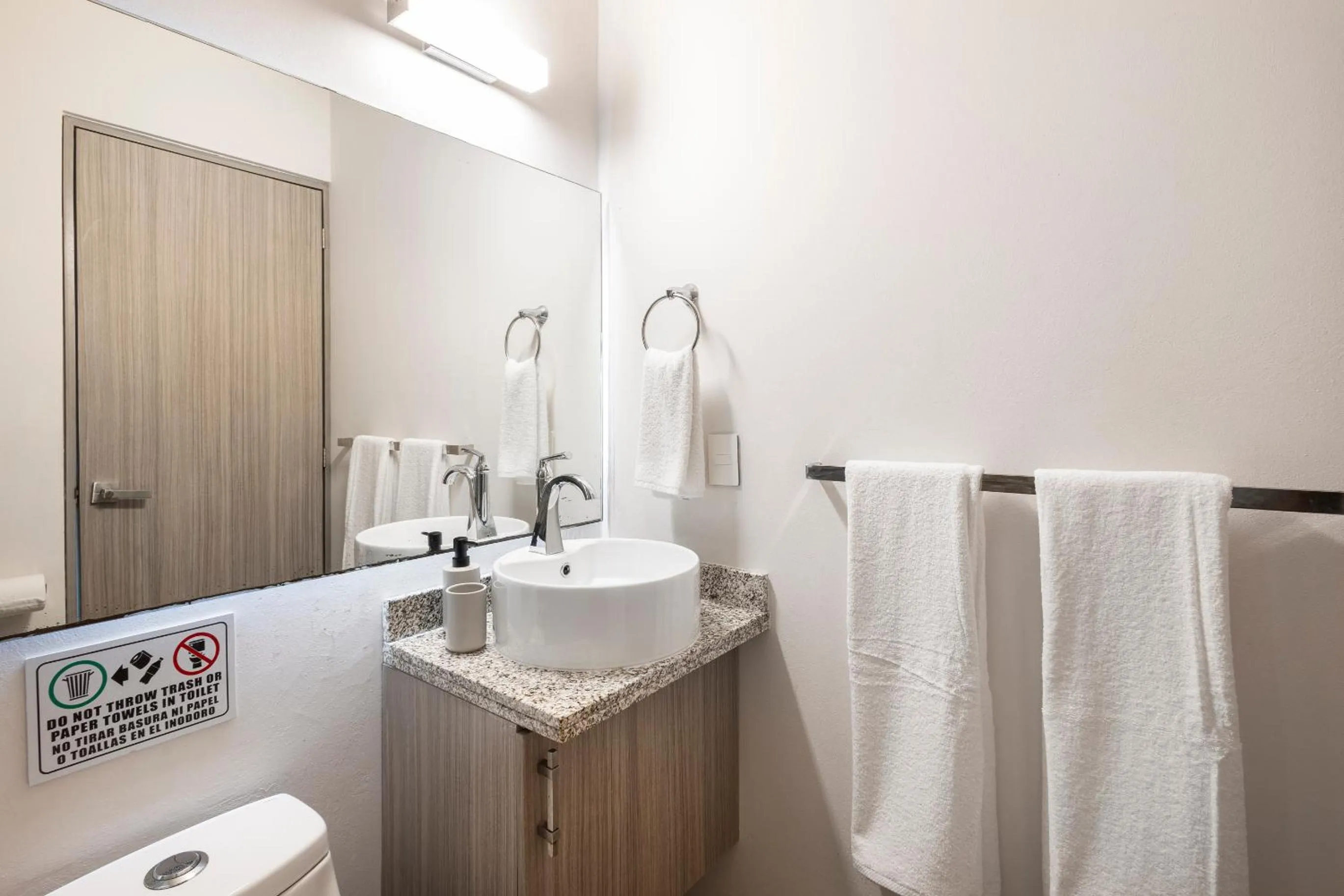 Shower in Azulea Isla Mujeres Hotel