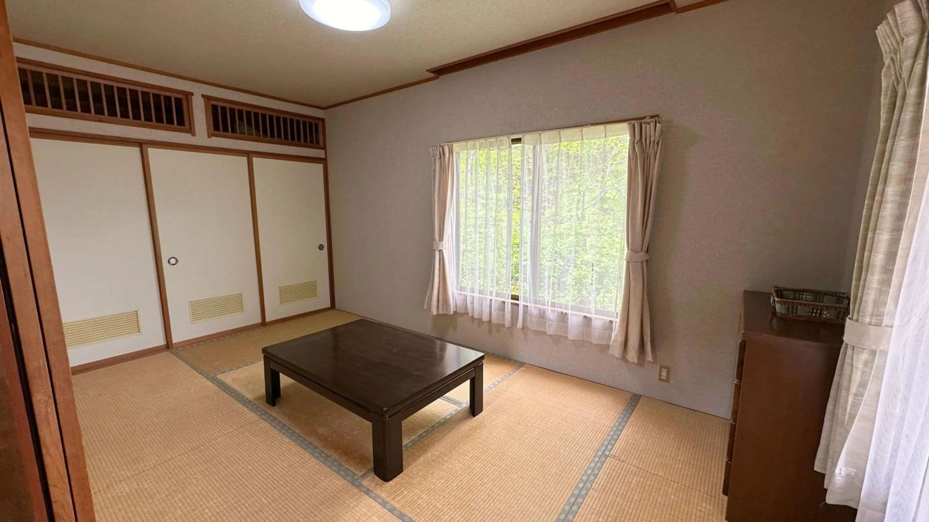 Photo of the whole room in Nature Cottage Akabeko