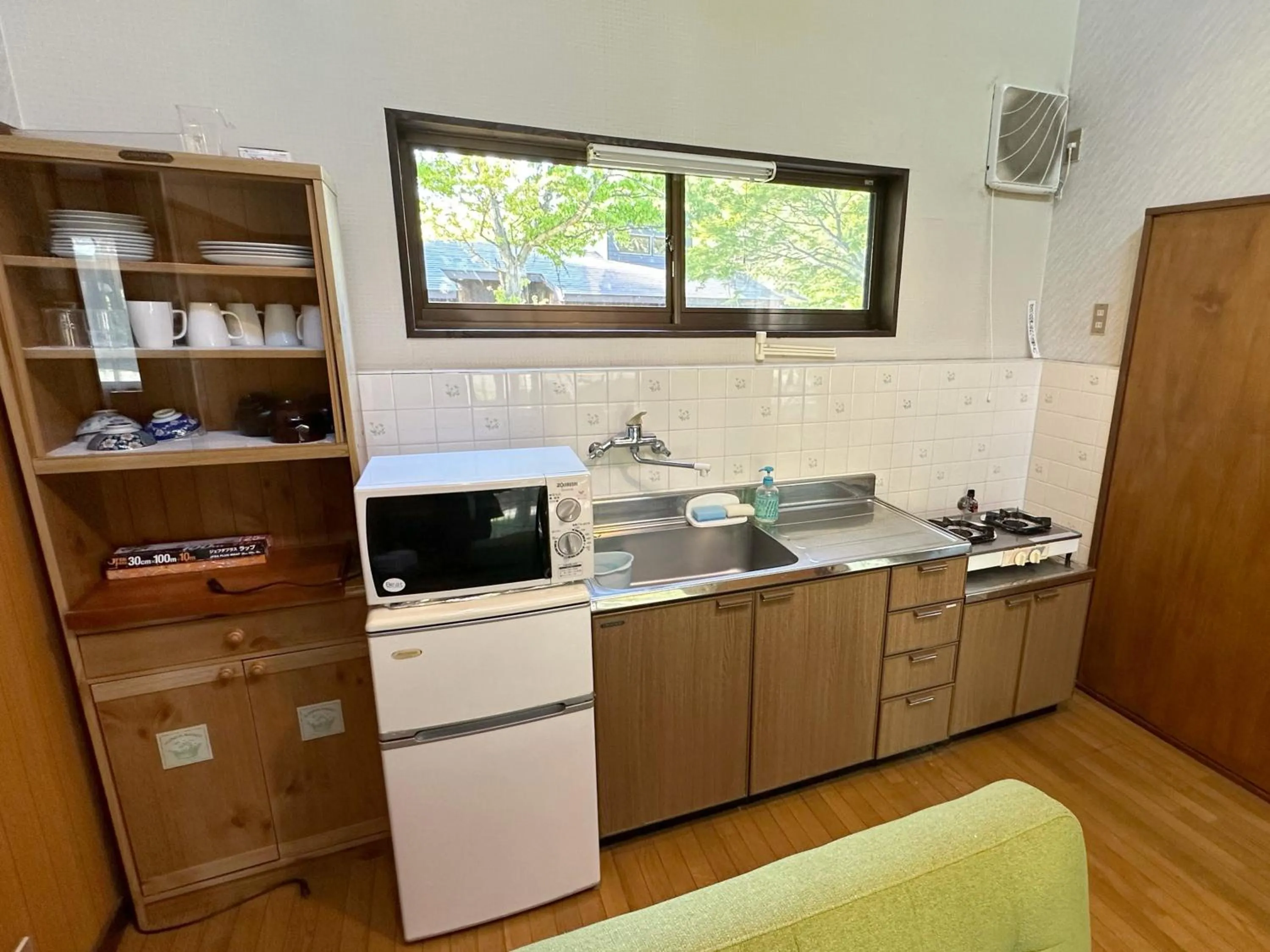 Kitchen or kitchenette in Nature Cottage Akabeko