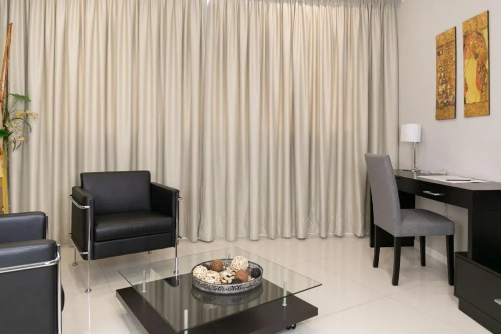 Photo of the whole room in Marconi Hotel