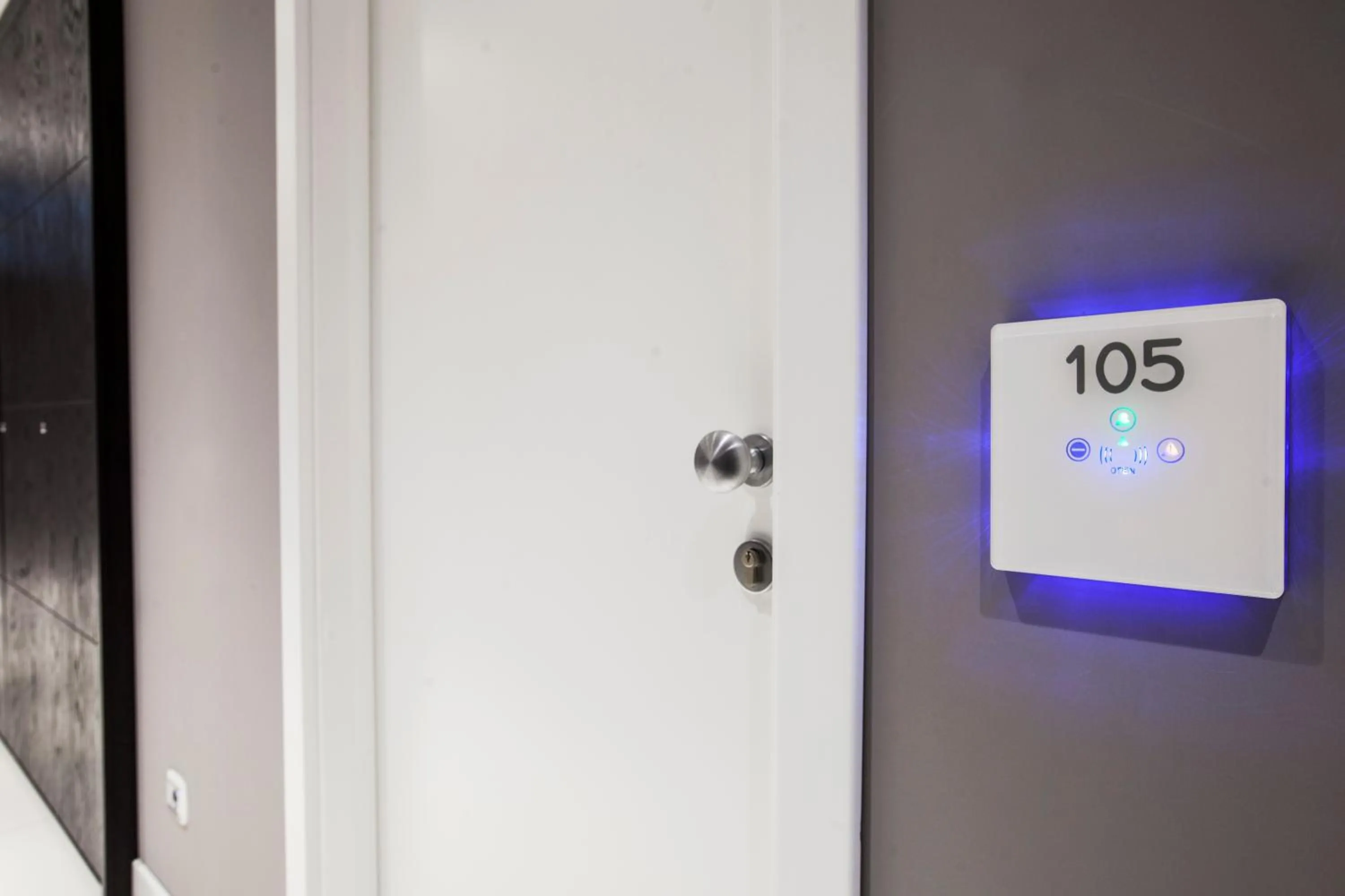 Bedroom in Marconi Hotel