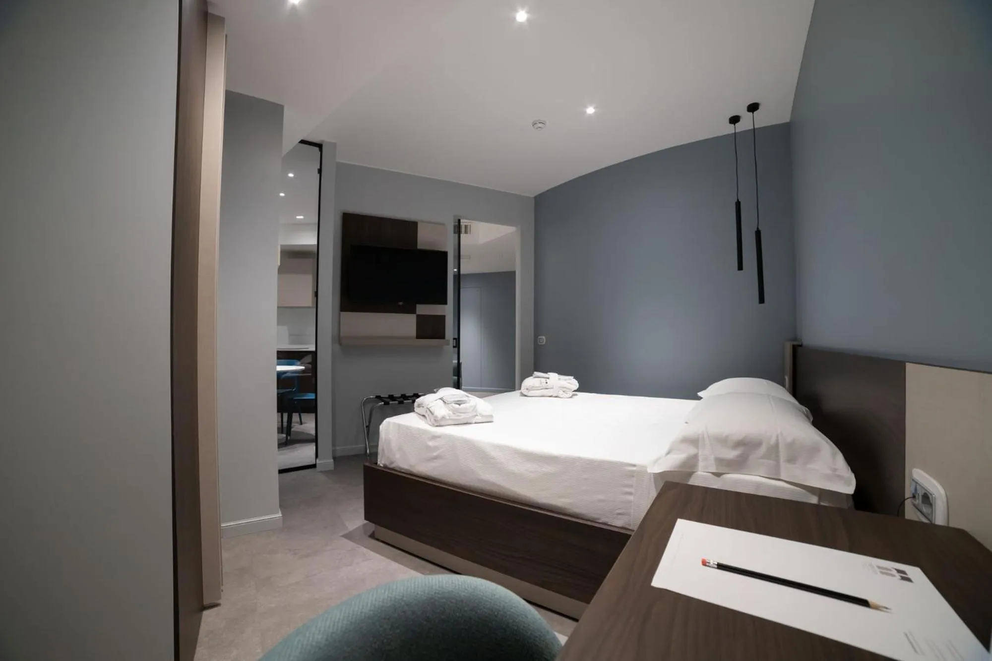 Photo of the whole room, Bed in Marconi Hotel