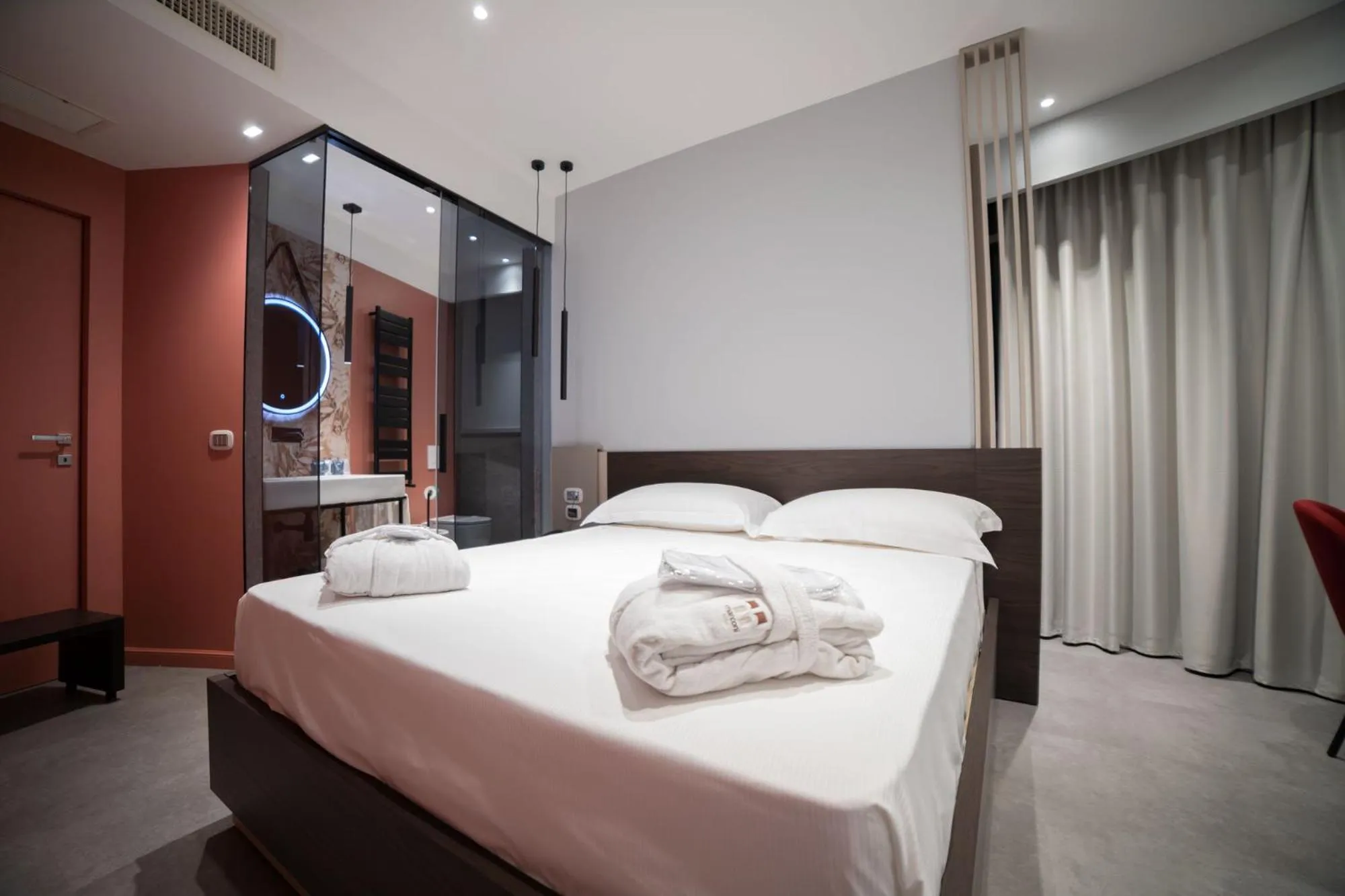 Bedroom, Bed in Marconi Hotel