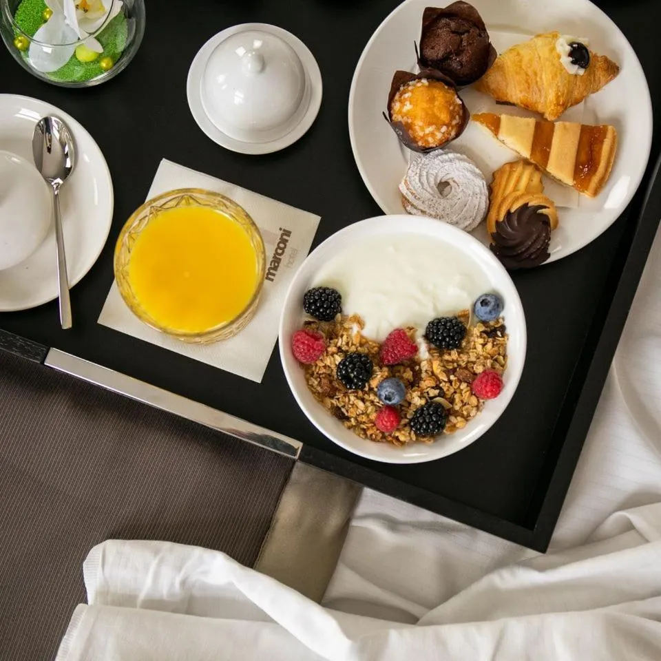 Breakfast in Marconi Hotel