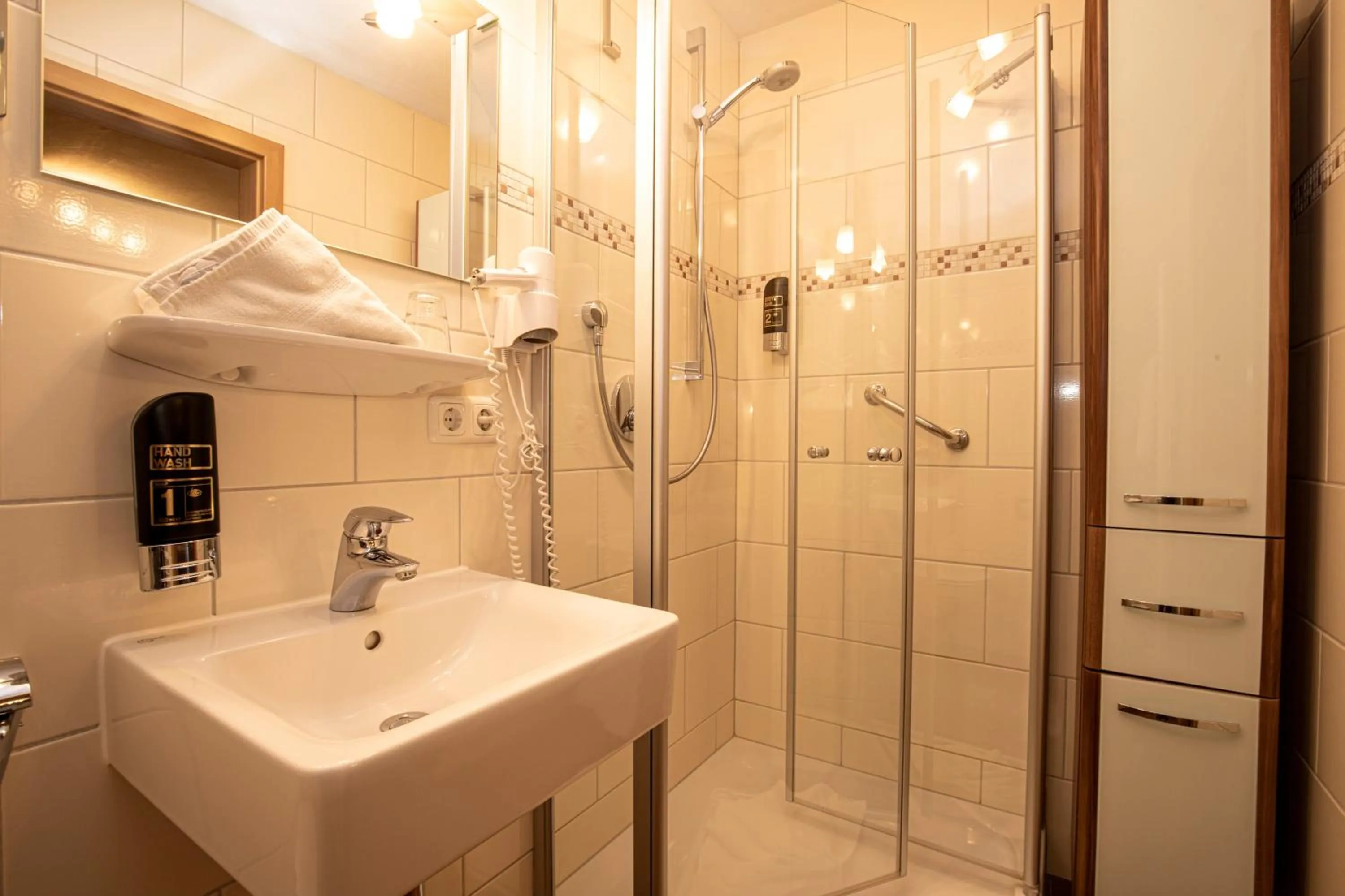 Shower in Hotel-Gasthof Der Wiesengrund