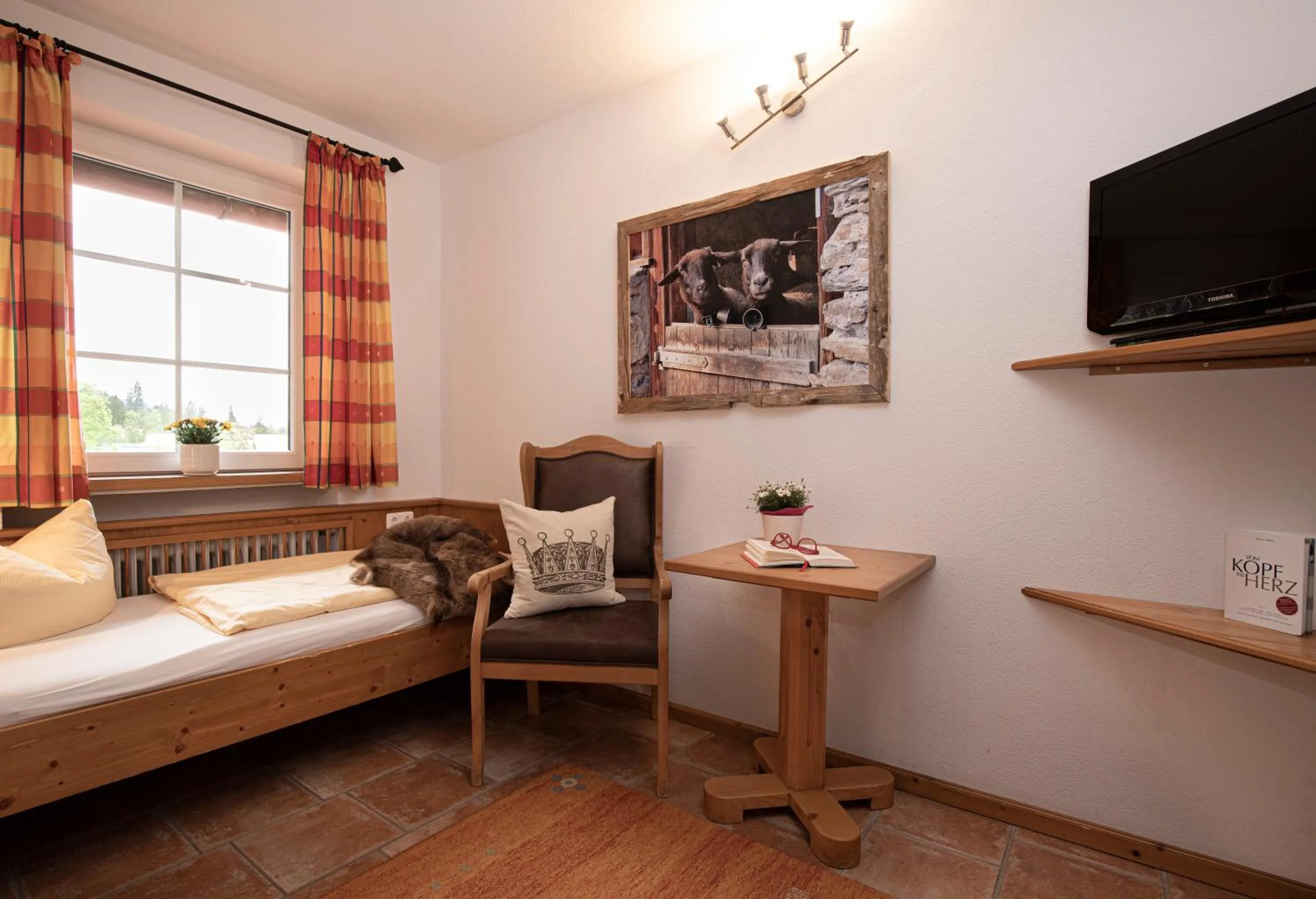 Seating area, Bed in Hotel-Gasthof Der Wiesengrund